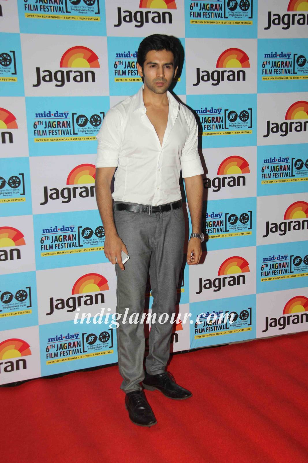 Kartik Aaryan Actor hd photo