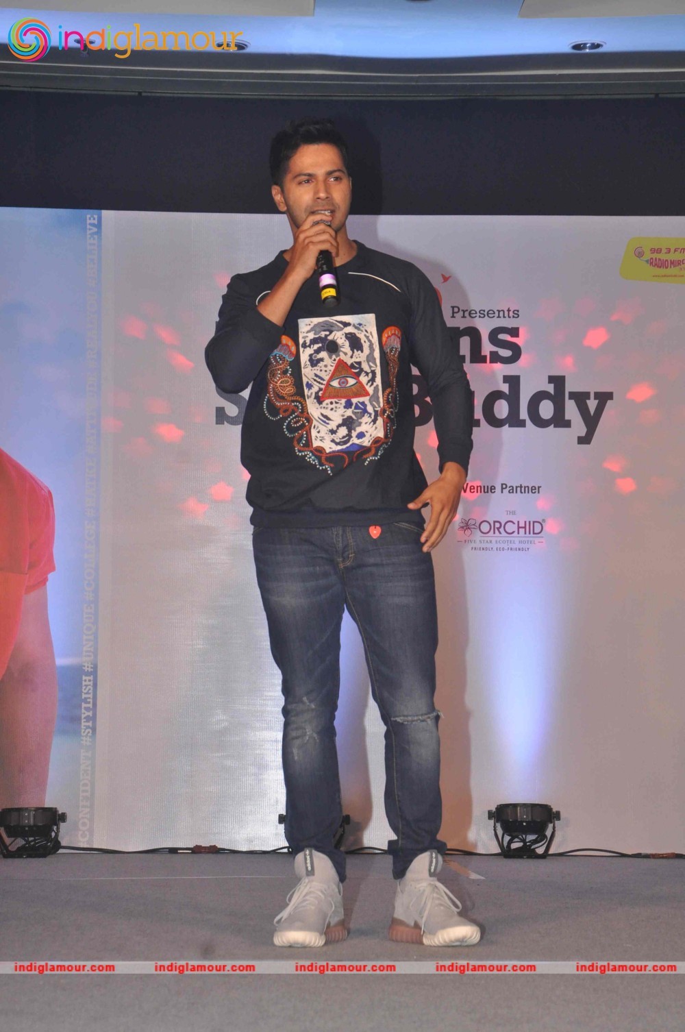 Varun Dhawan Actor hd photo