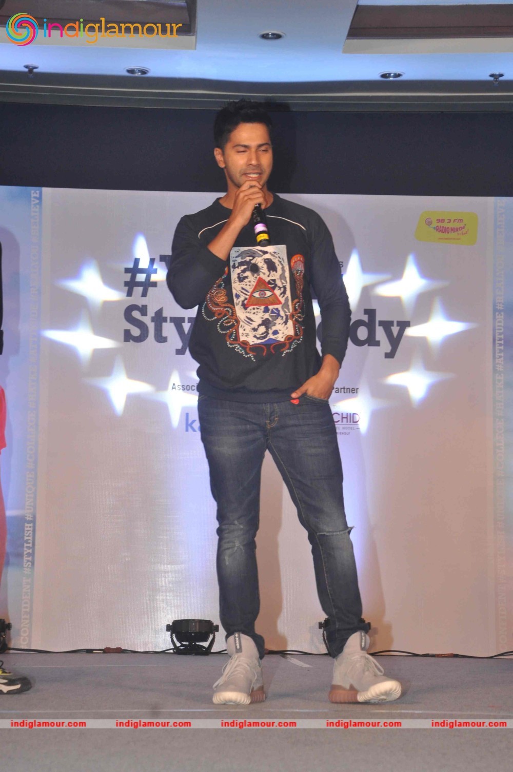 Varun Dhawan Actor hd photo