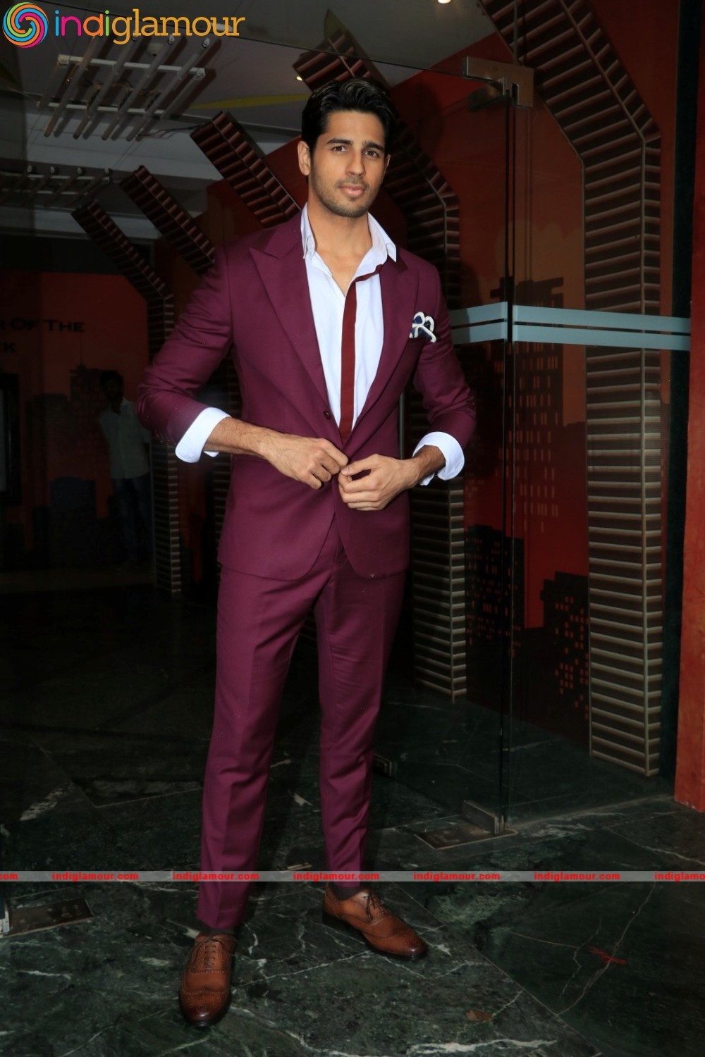 Sidharth Malhotra Actor hd photo