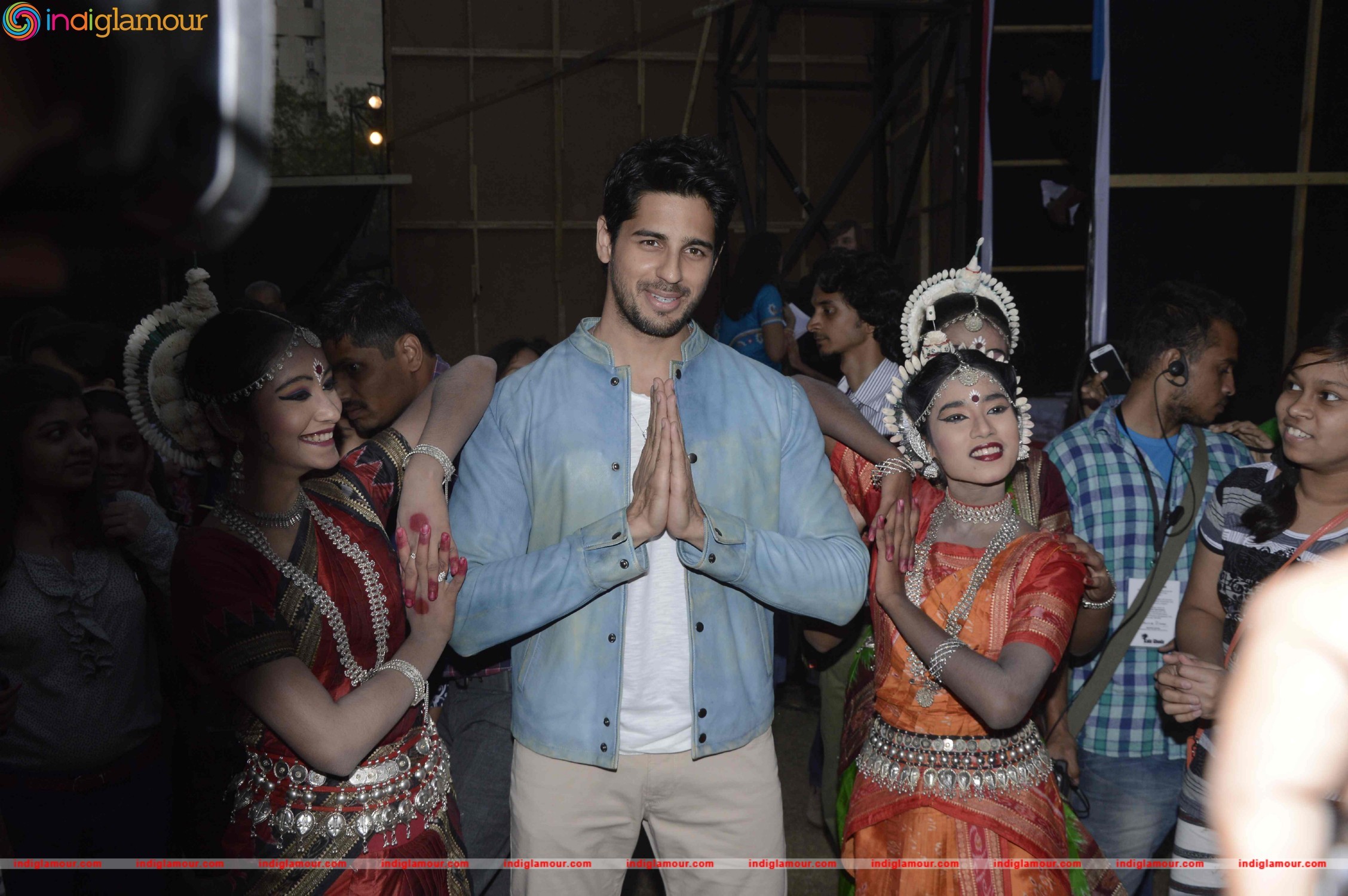 Sidharth Malhotra Actor hd photo