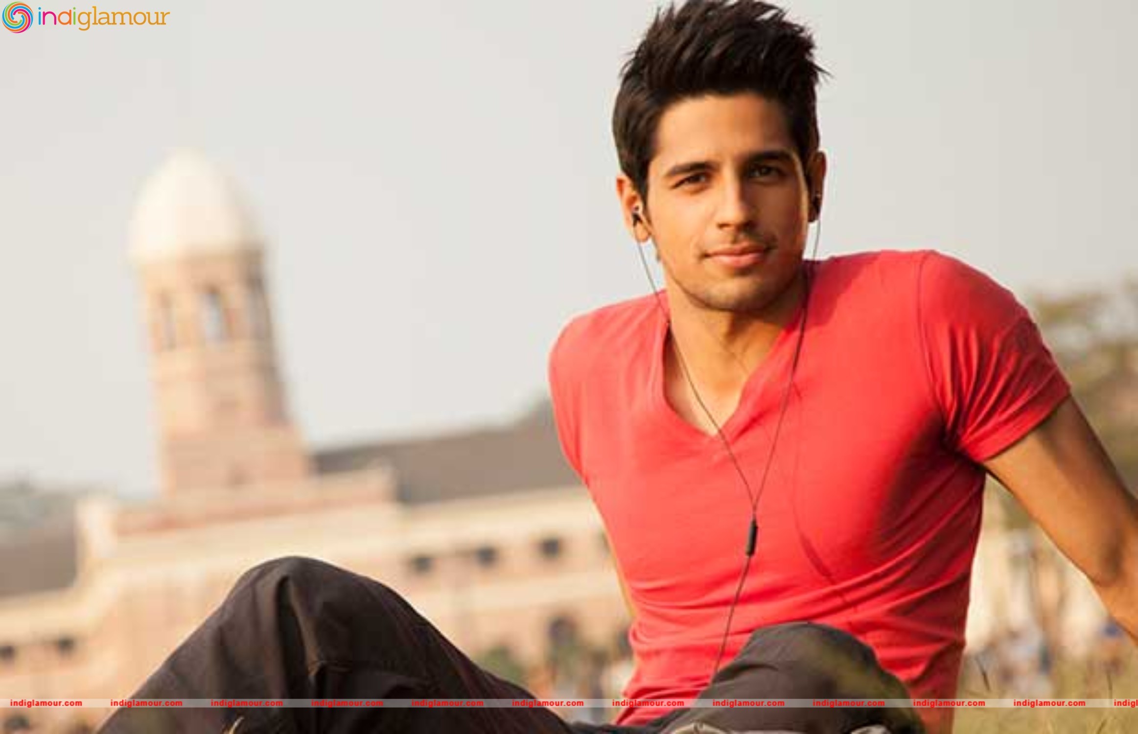 Sidharth Malhotra Actor hd photo