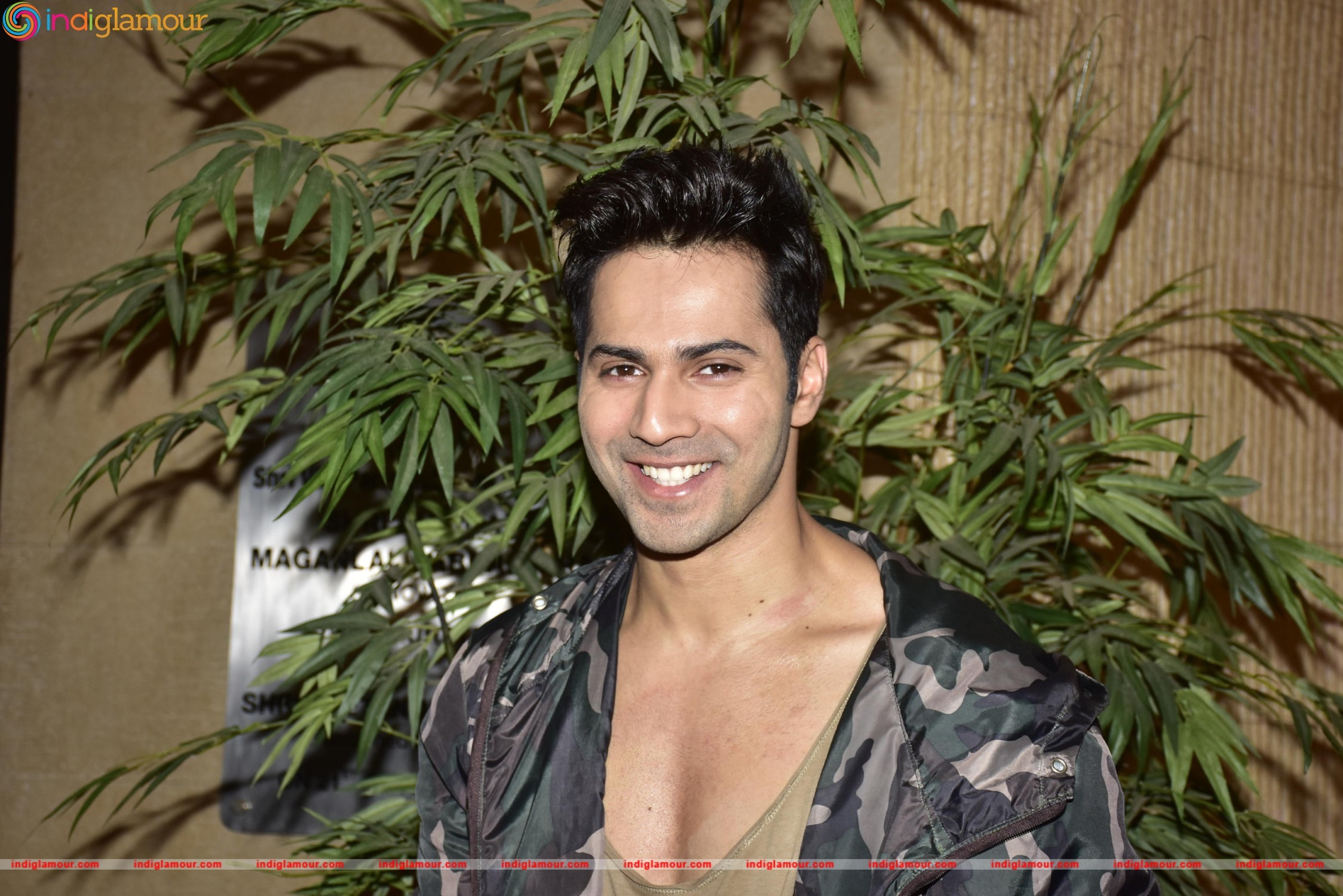 Varun Dhawan Actor hd photo
