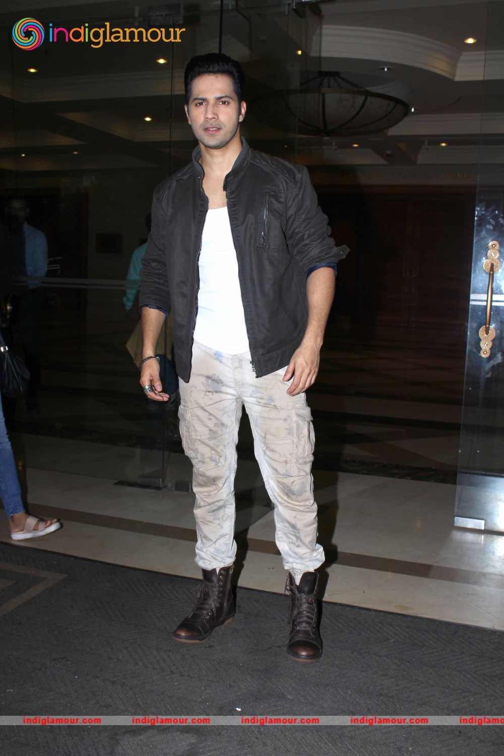 Varun Dhawan Actor hd photo