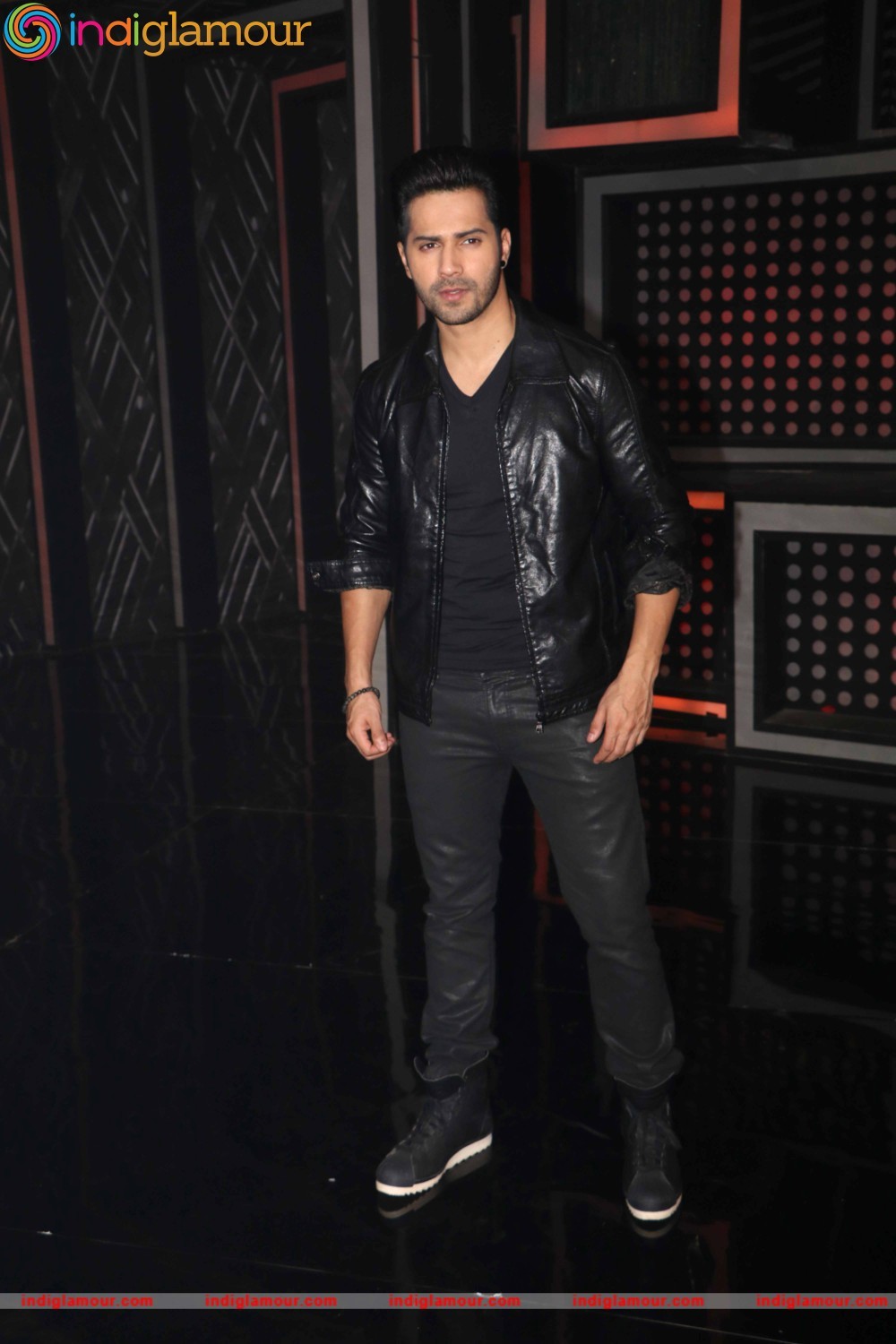 Varun Dhawan Actor hd photo