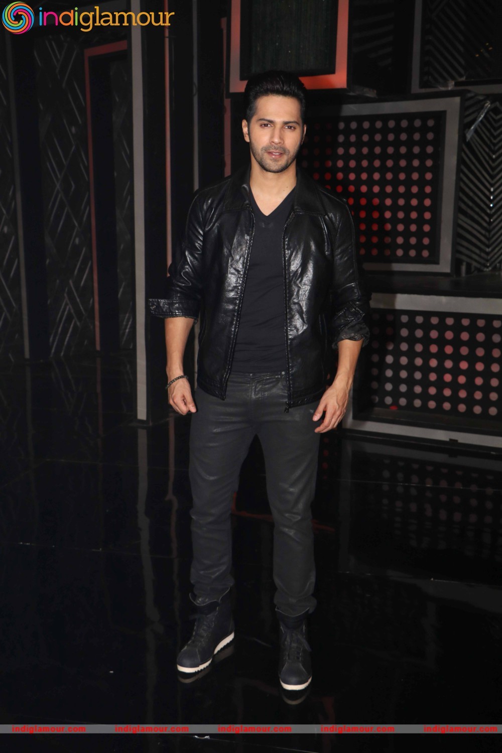 Varun Dhawan Actor hd photo