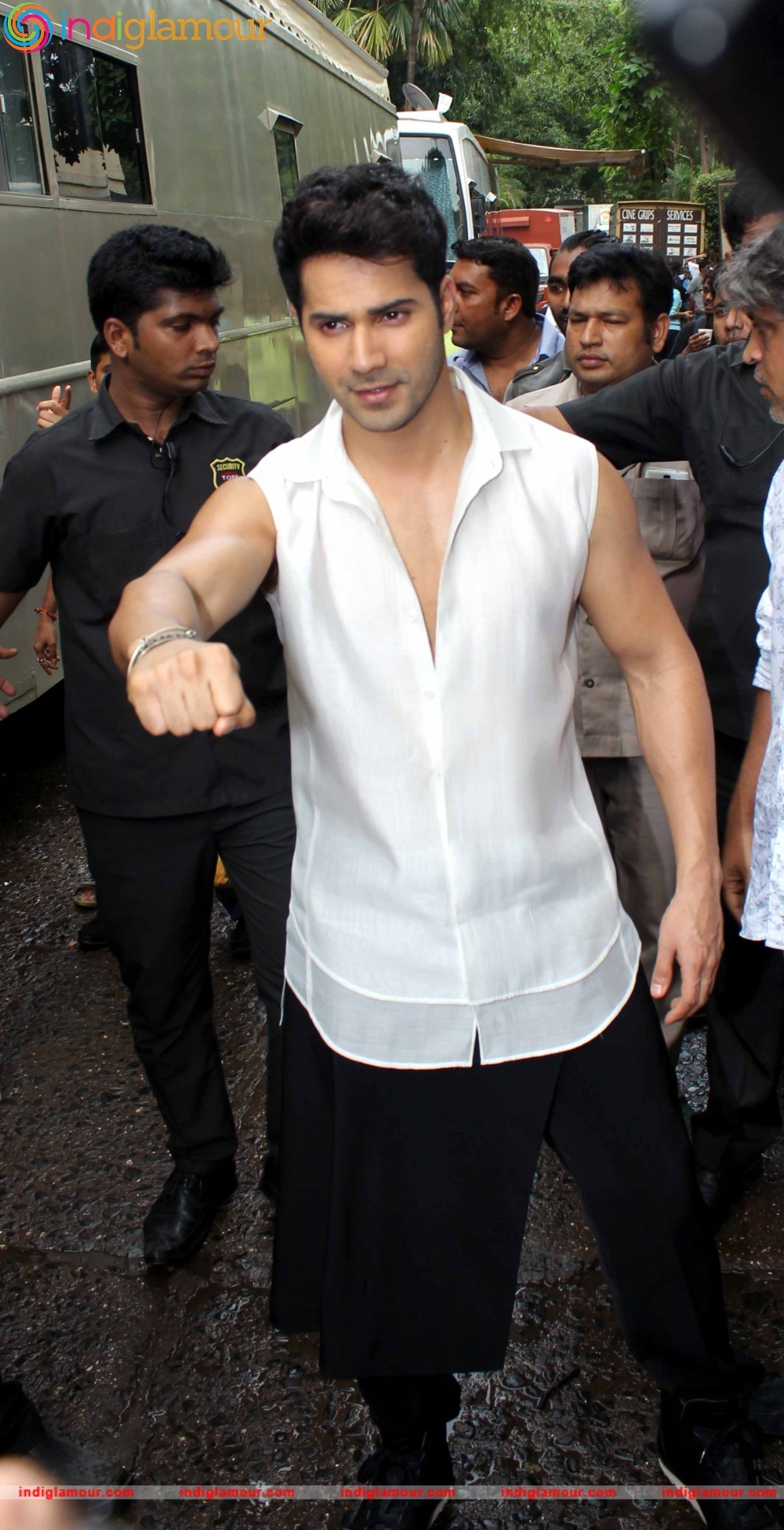 Varun Dhawan Actor hd photo
