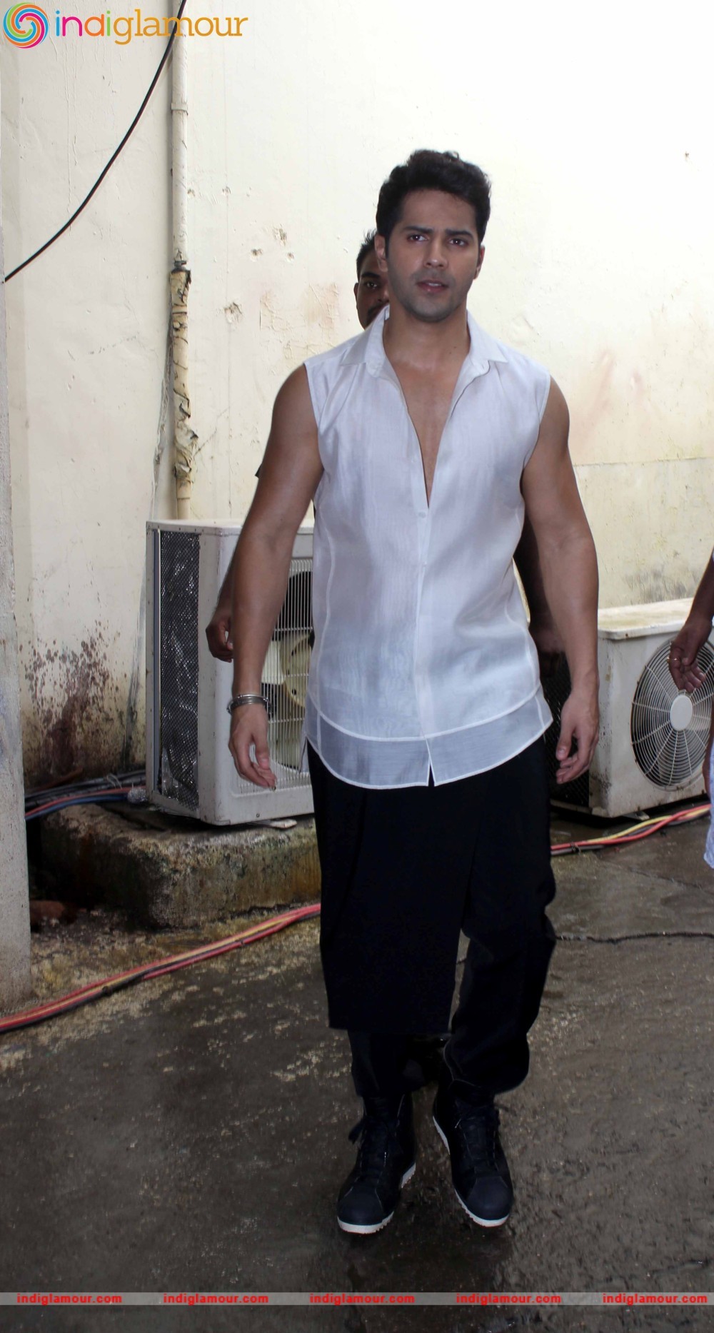 Varun Dhawan Actor hd photo