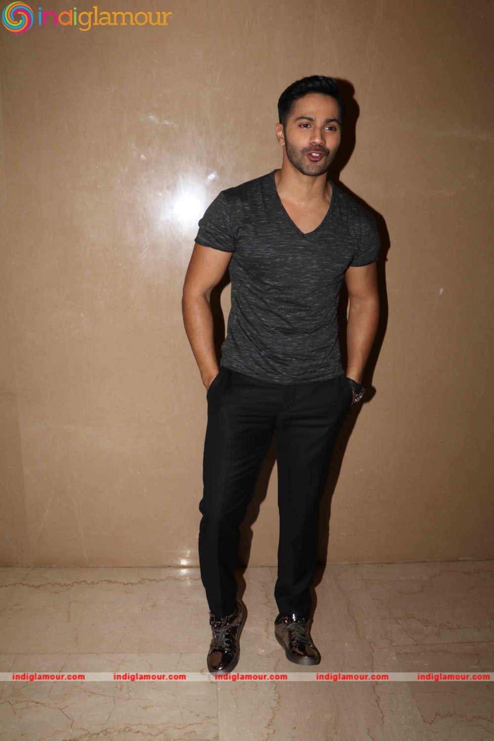 Varun Dhawan Actor hd photo
