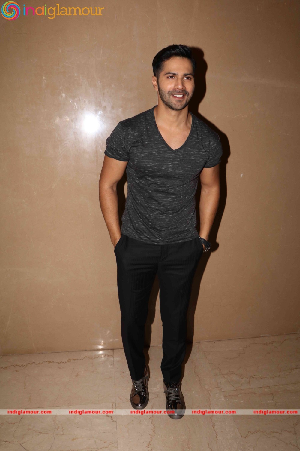 Varun Dhawan Actor hd photo