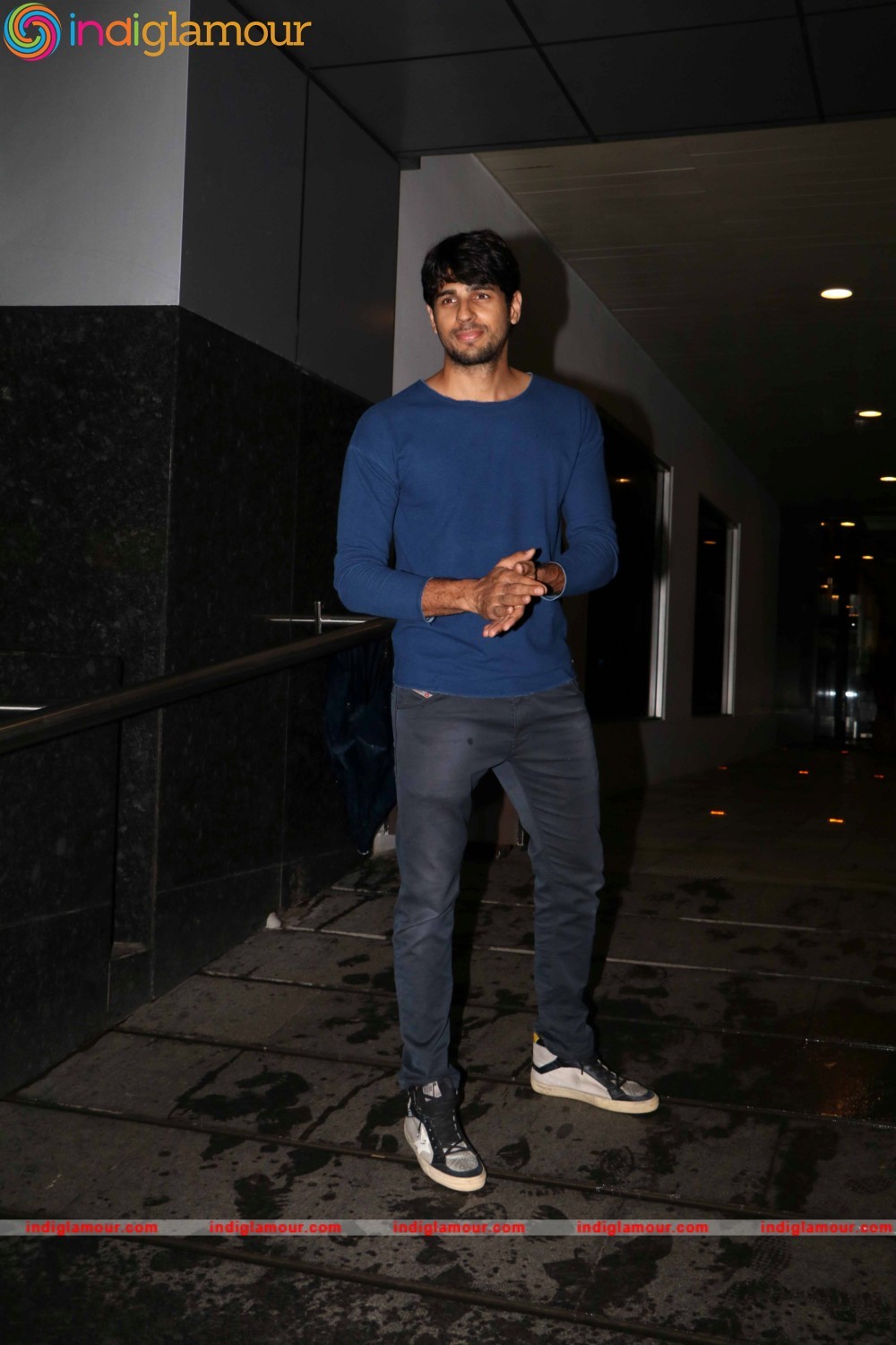 Sidharth Malhotra Actor hd photo