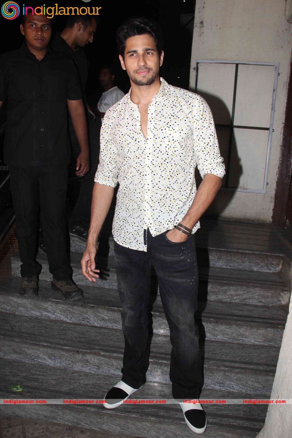 Sidharth Malhotra Actor hd photo