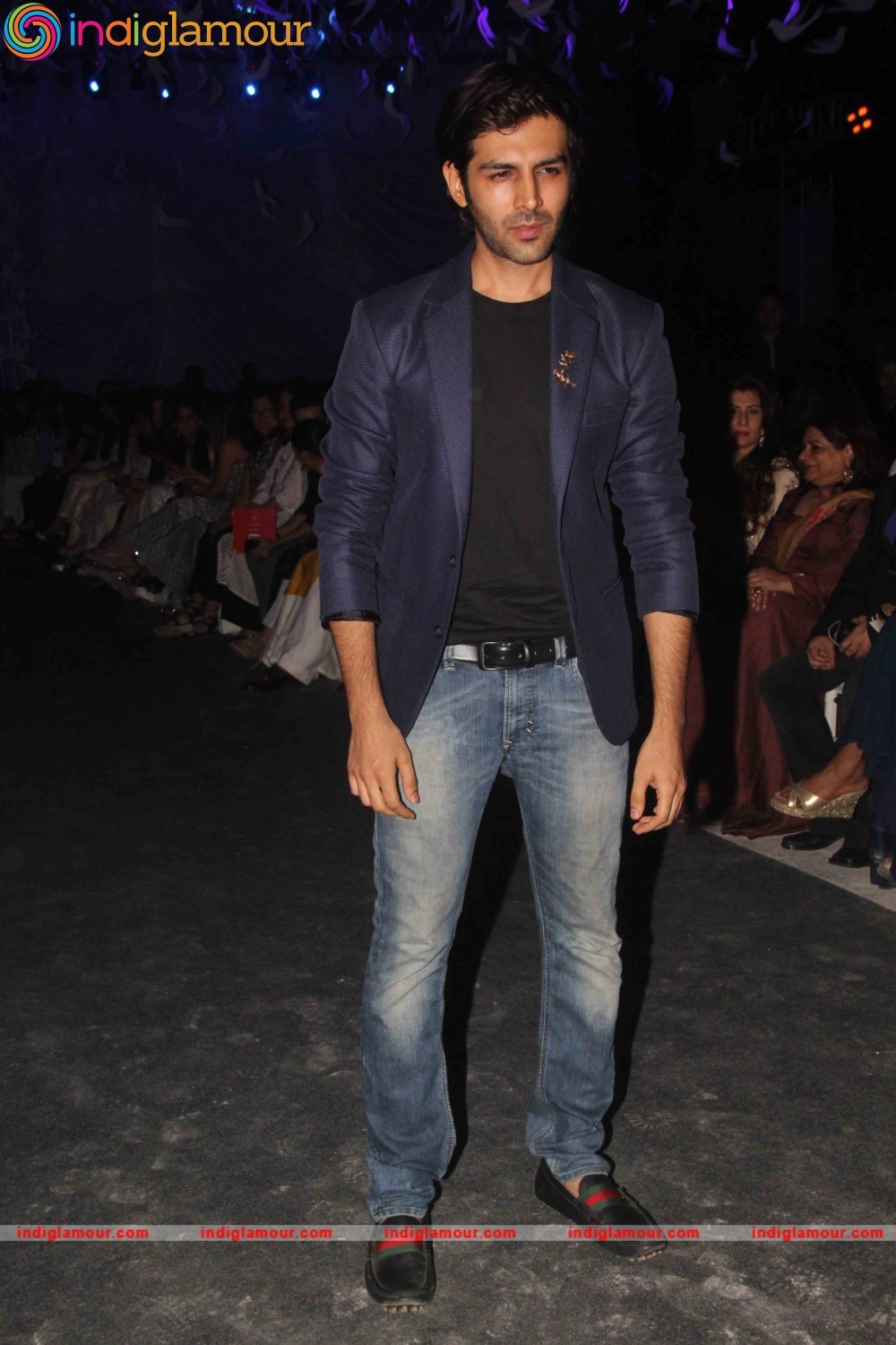 Kartik Aaryan Actor hd photo