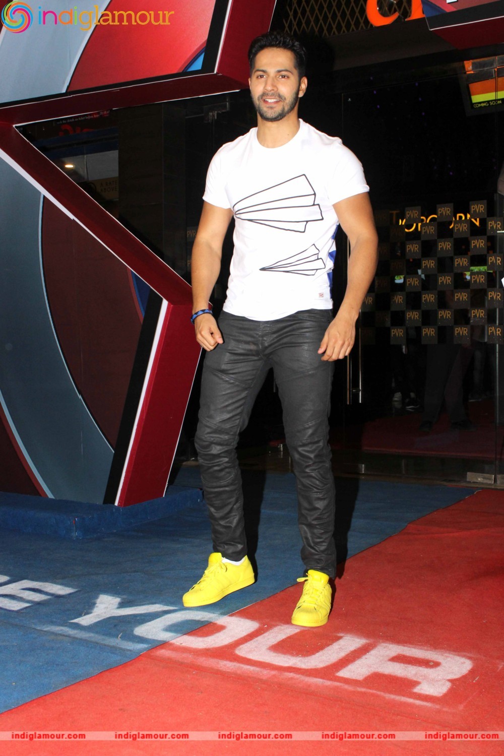 Varun Dhawan Actor hd photo