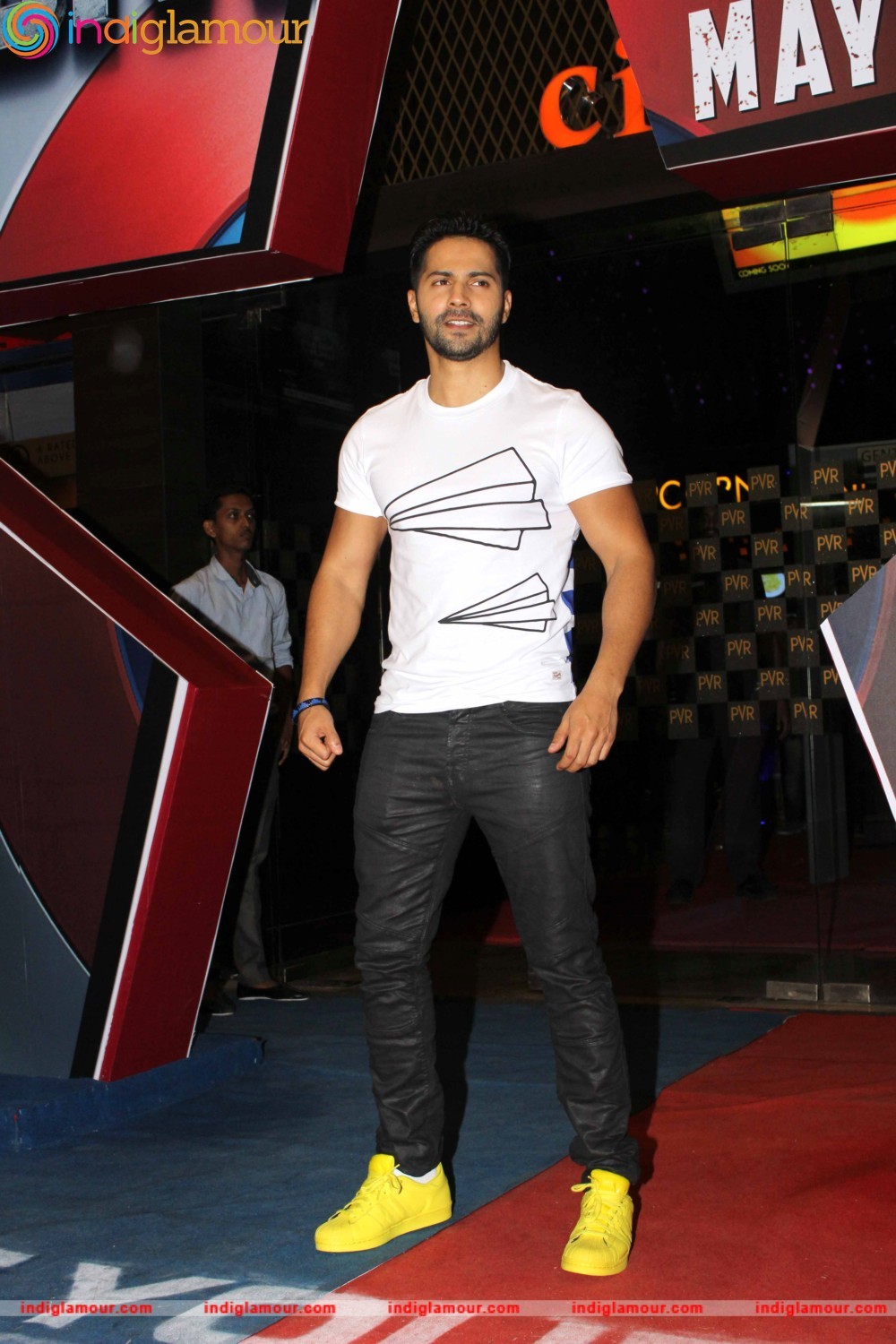 Varun Dhawan Actor hd photo