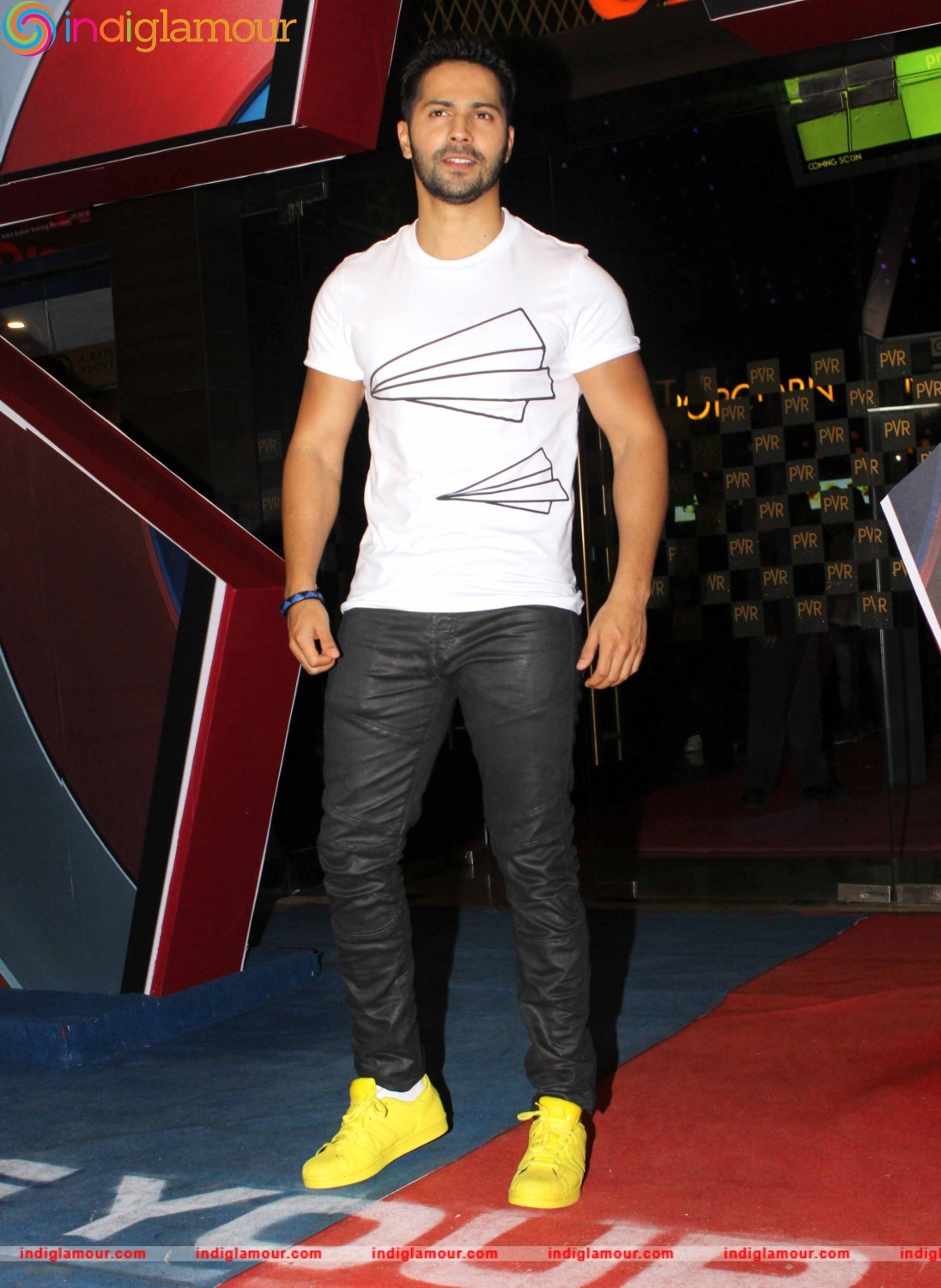 Varun Dhawan Actor hd photo