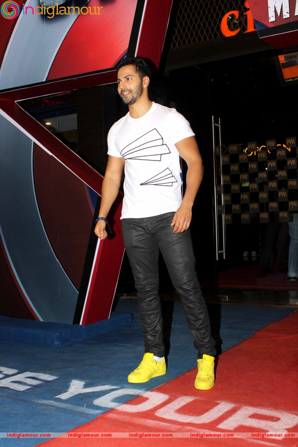 Varun Dhawan Actor hd photo