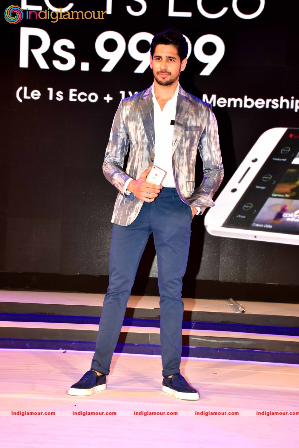 Sidharth Malhotra Actor hd photo