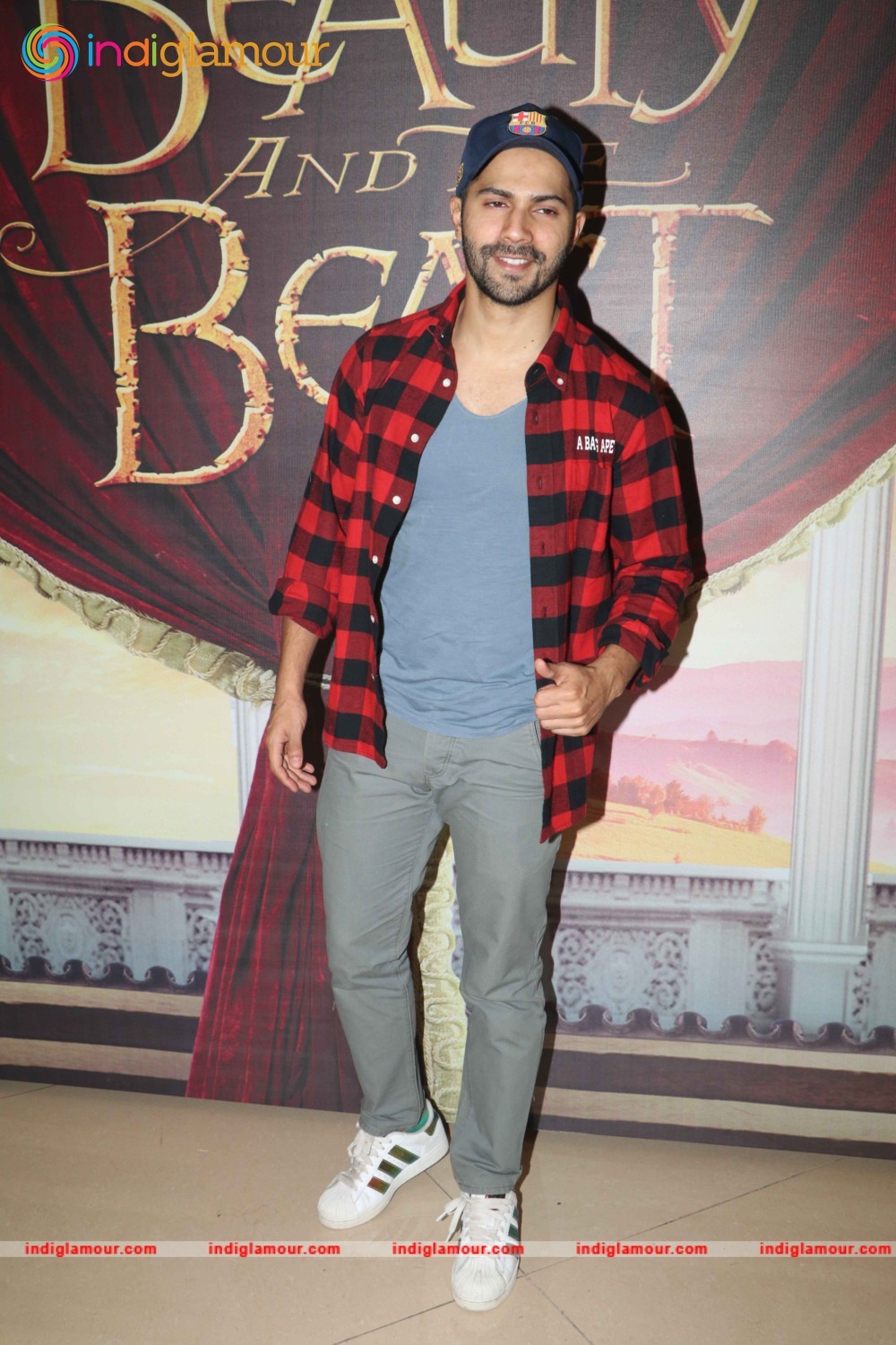 Varun Dhawan Actor hd photo