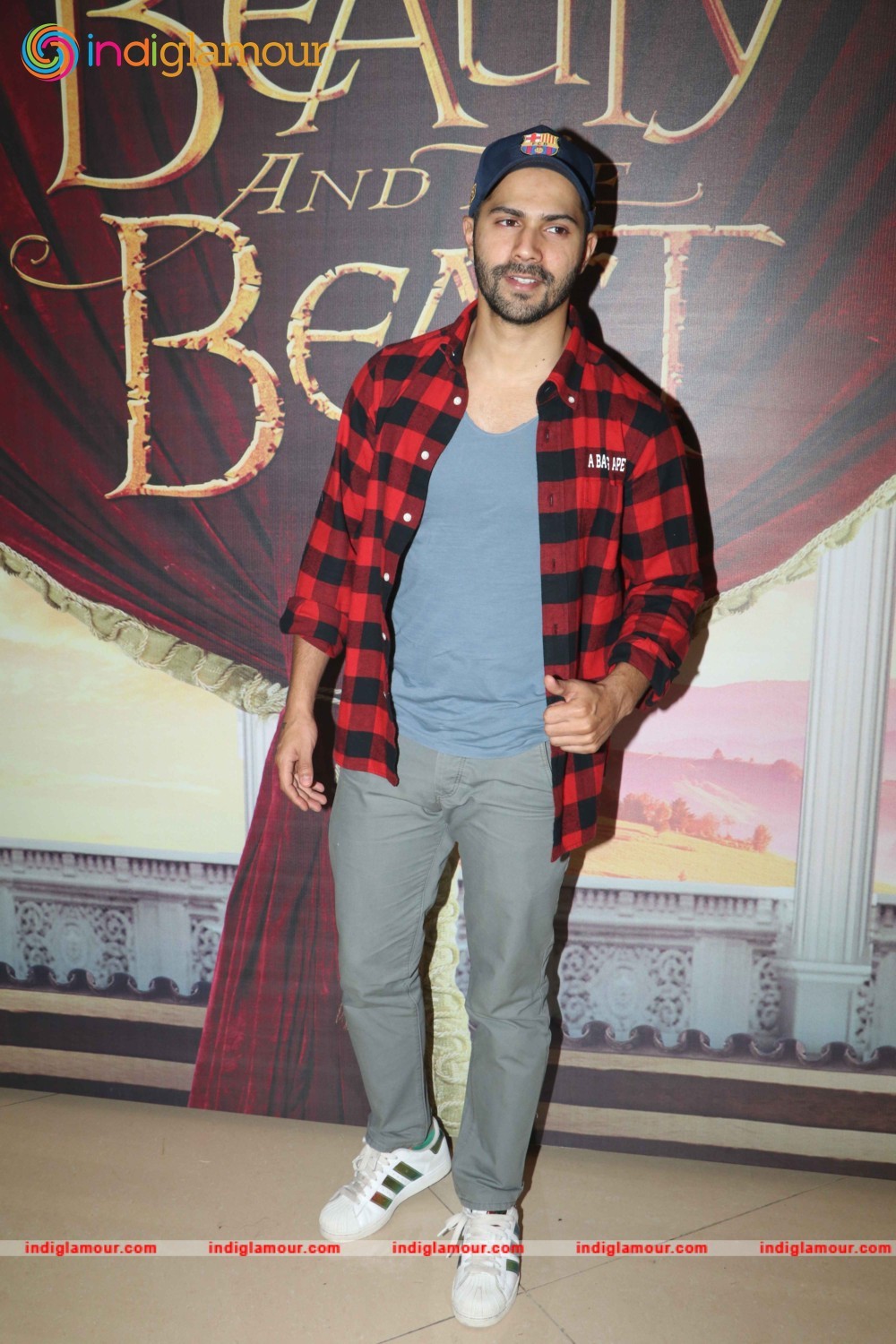 Varun Dhawan Actor hd photo