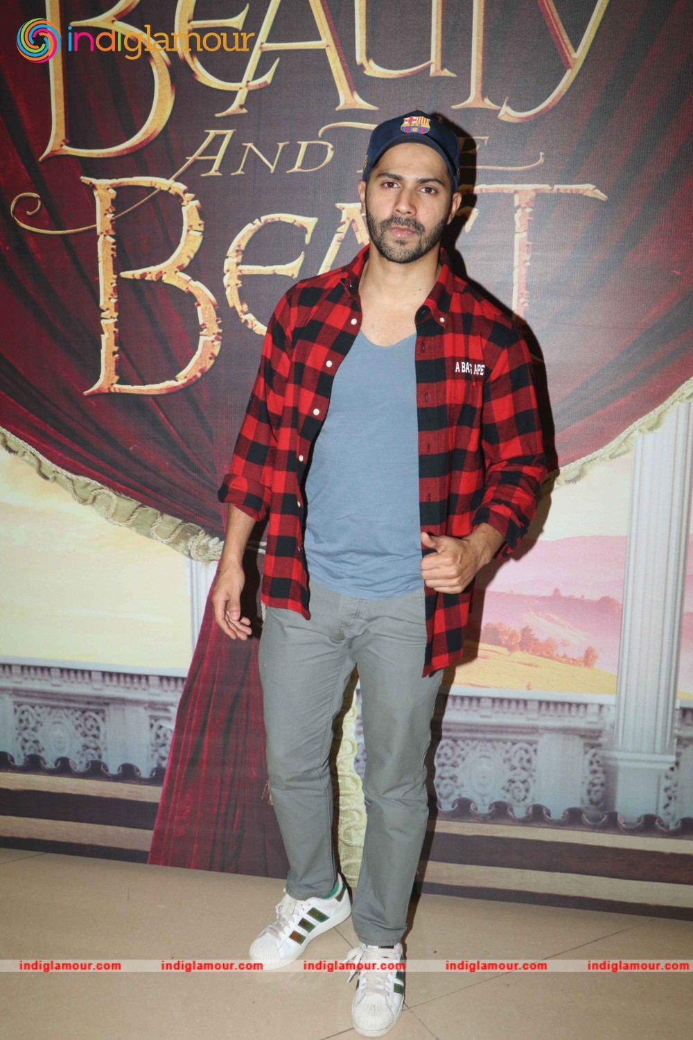 Varun Dhawan Actor hd photo