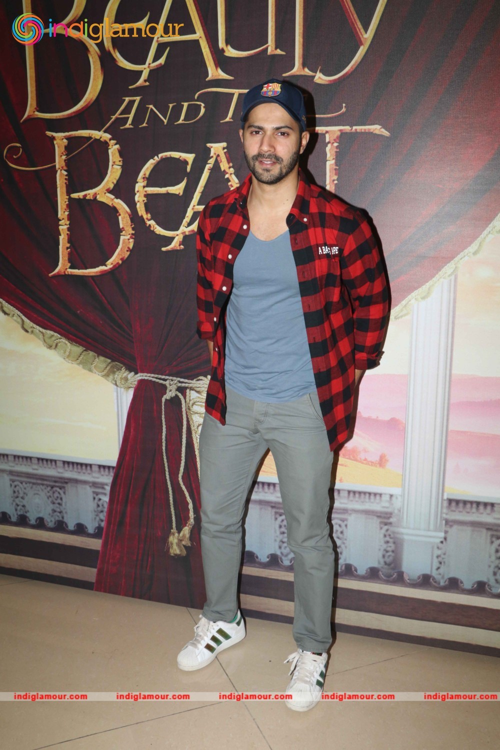 Varun Dhawan Actor hd photo