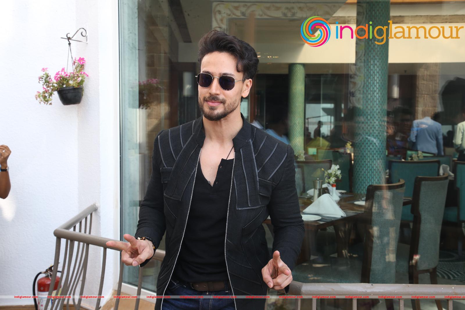 Tiger Shroff Actor hd photo