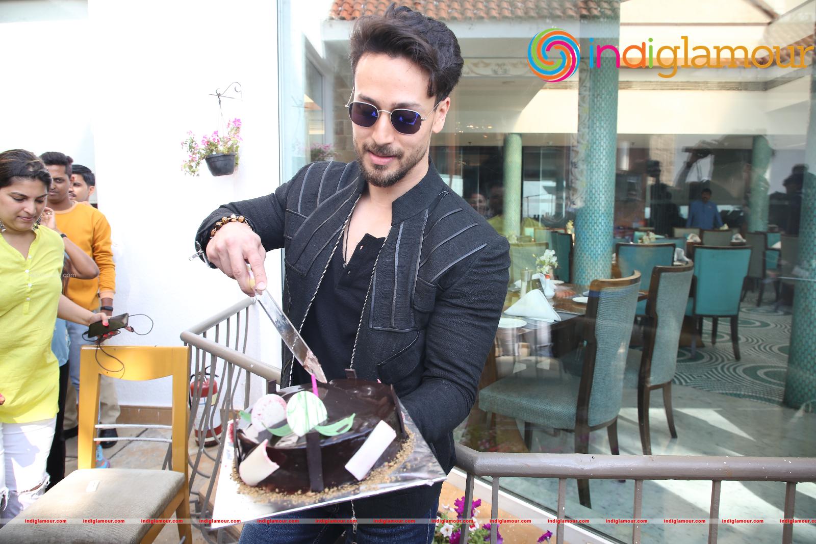 Tiger Shroff Actor hd photo