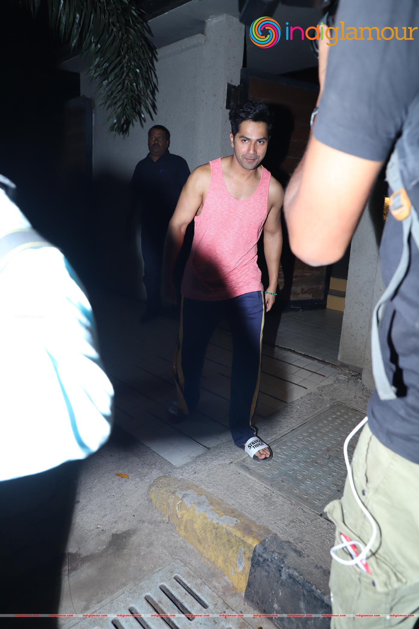 Varun Dhawan Actor hd photo