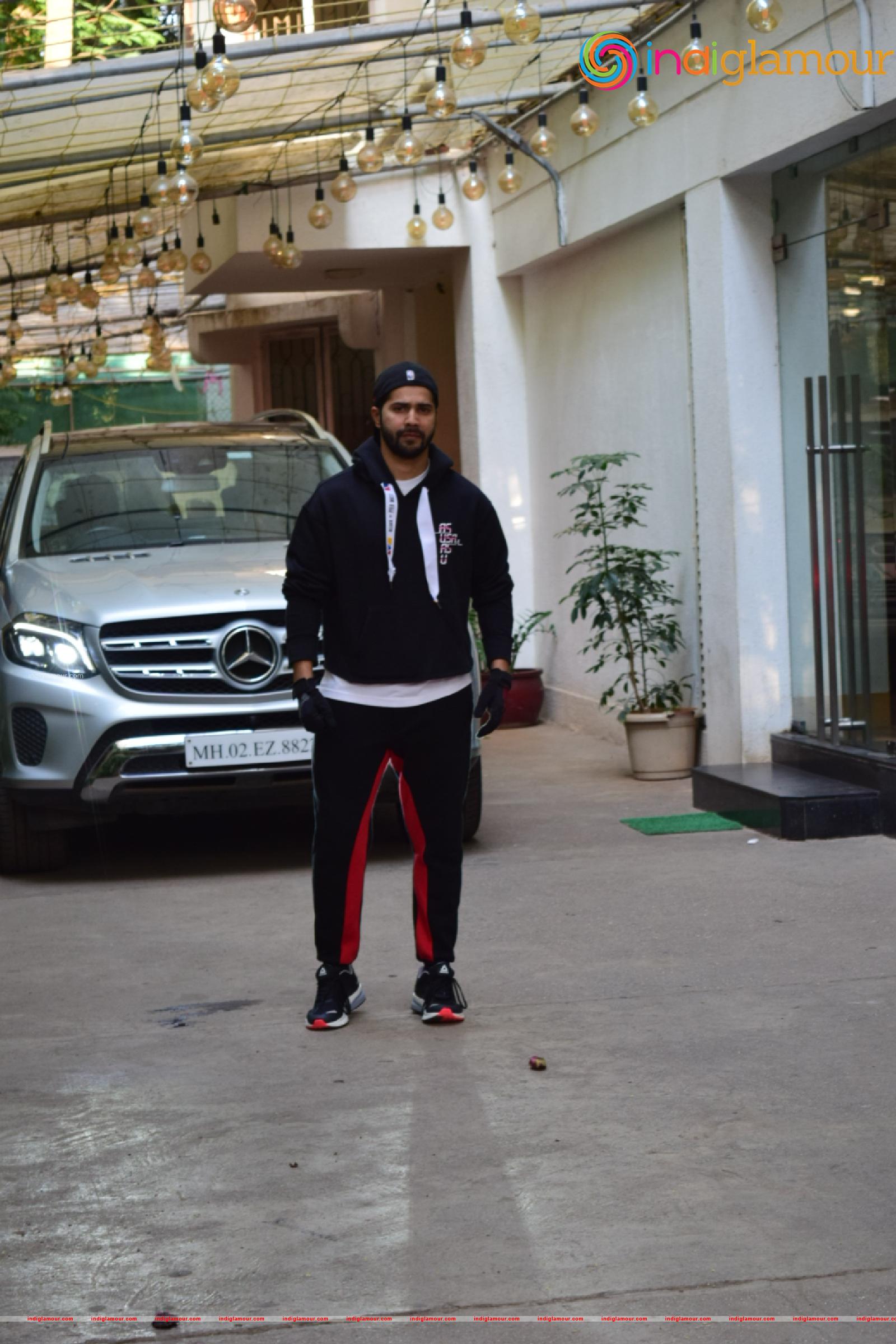Varun Dhawan Actor hd photo