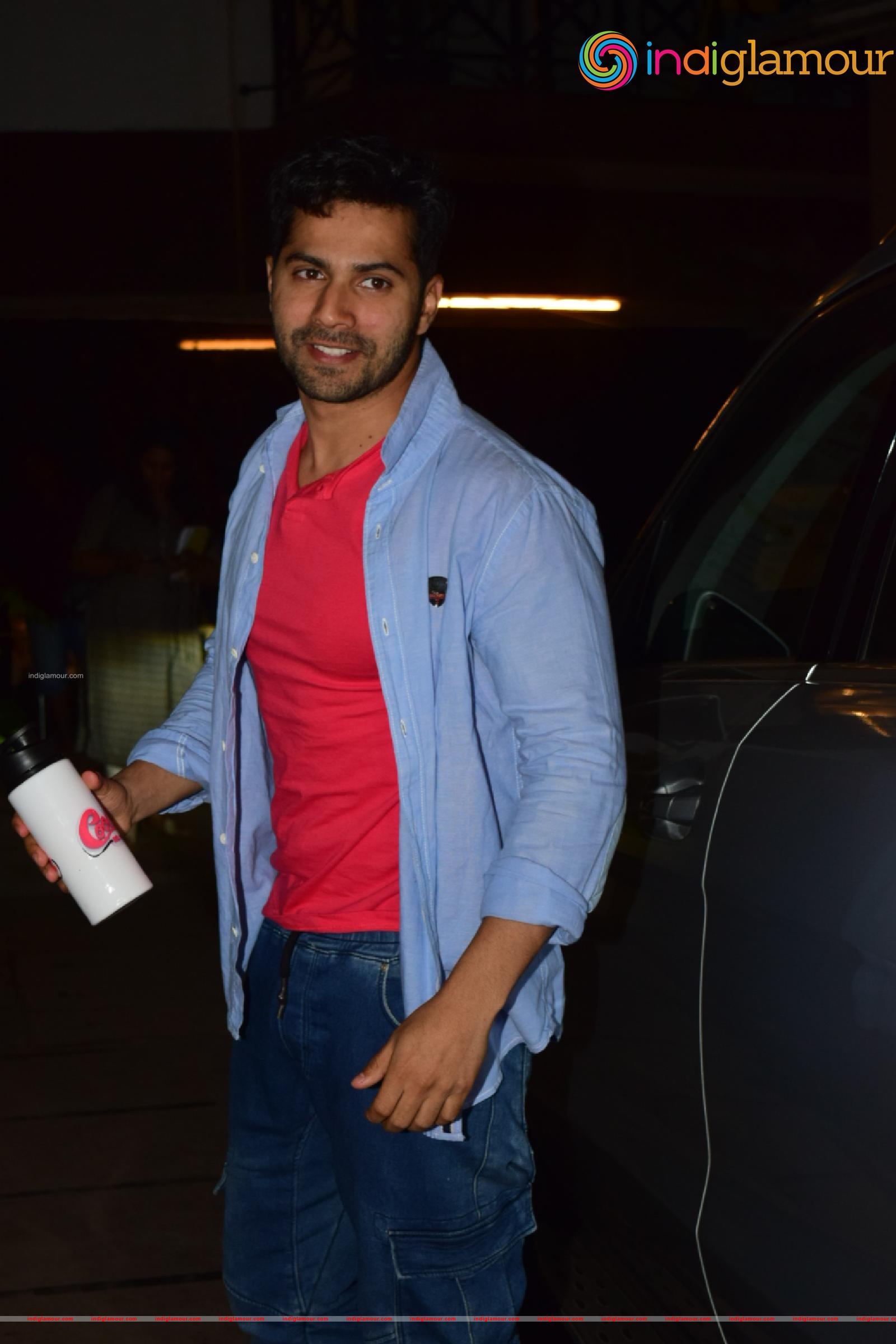 Varun Dhawan Actor hd photo