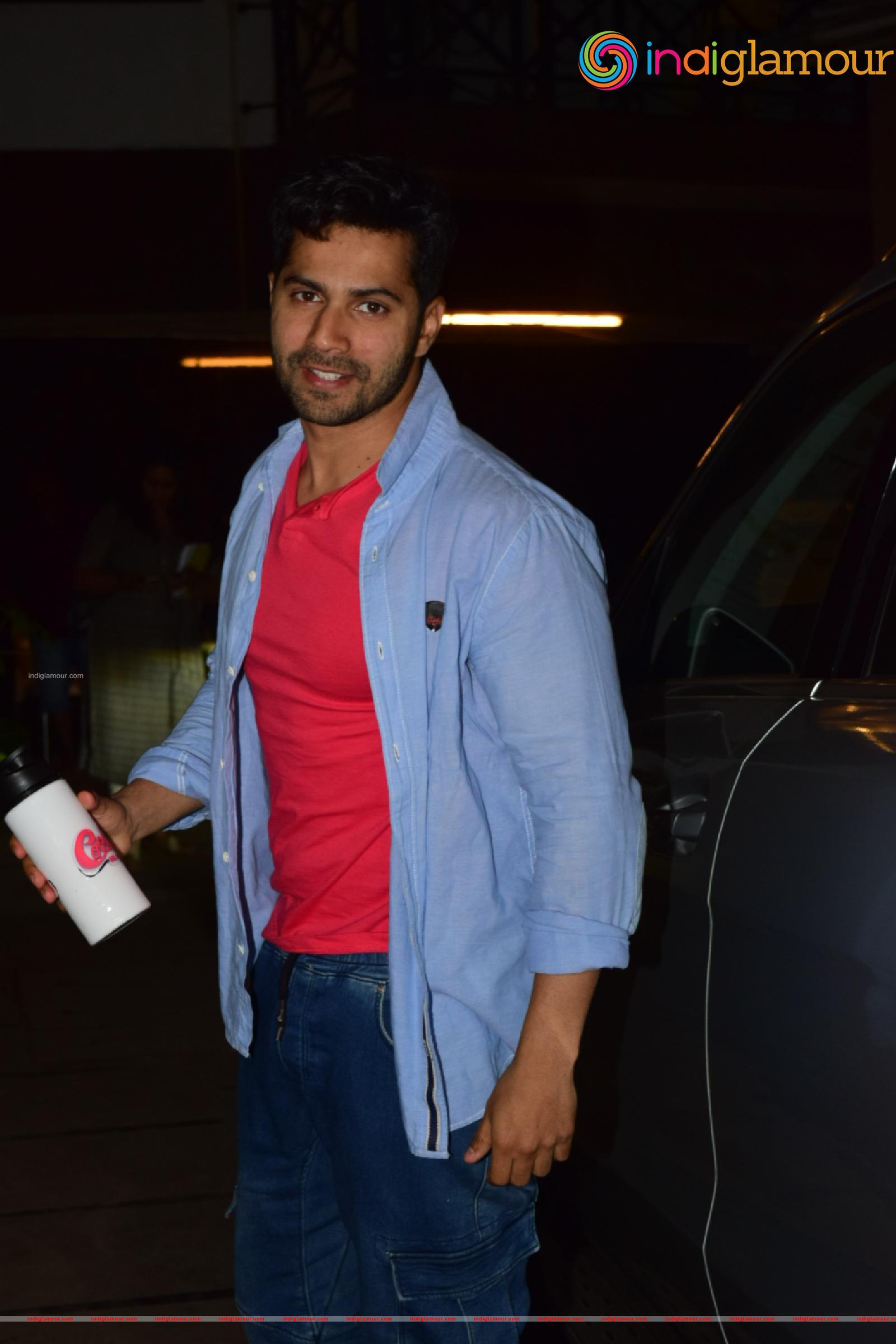 Varun Dhawan Actor hd photo