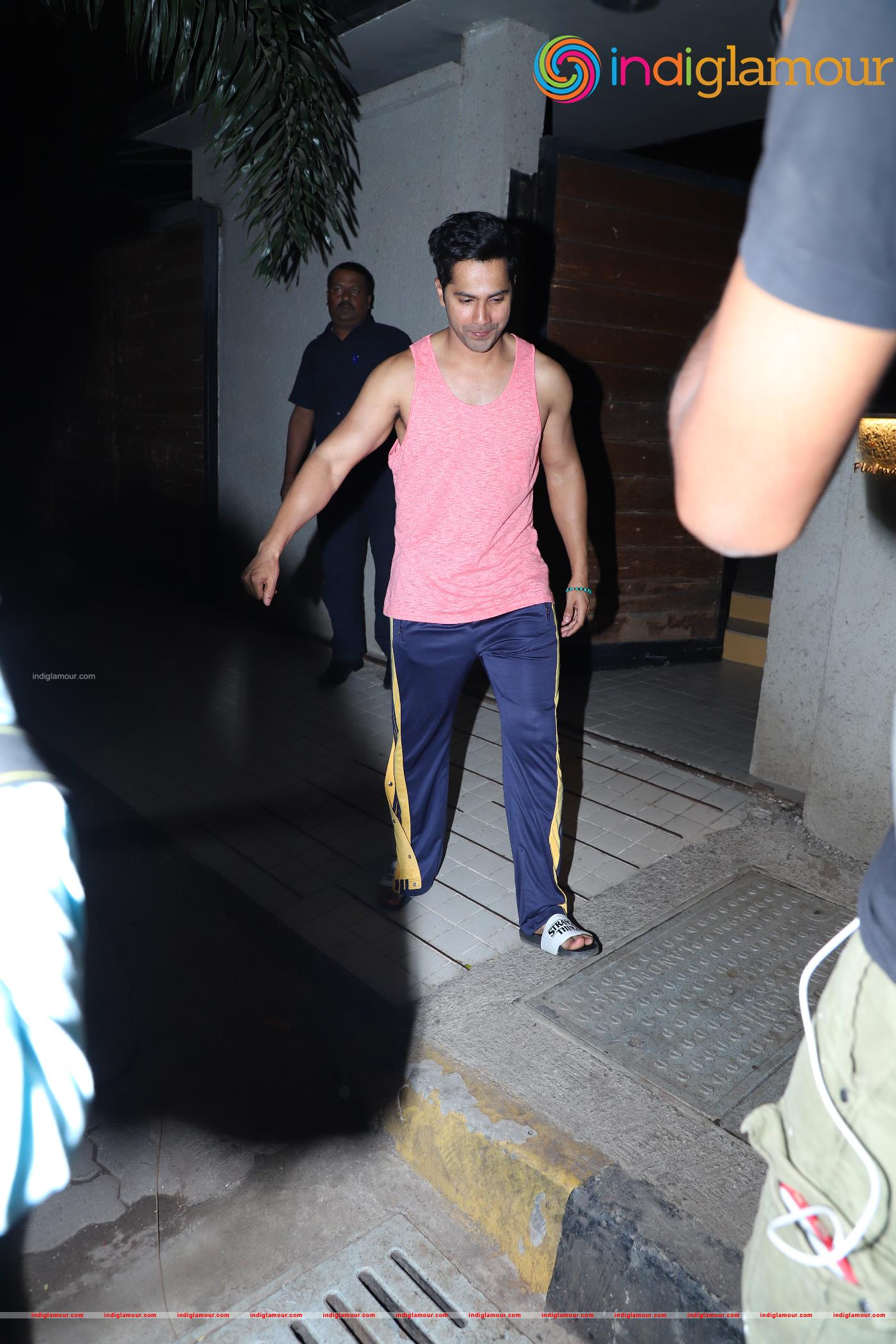 Varun Dhawan Actor hd photo