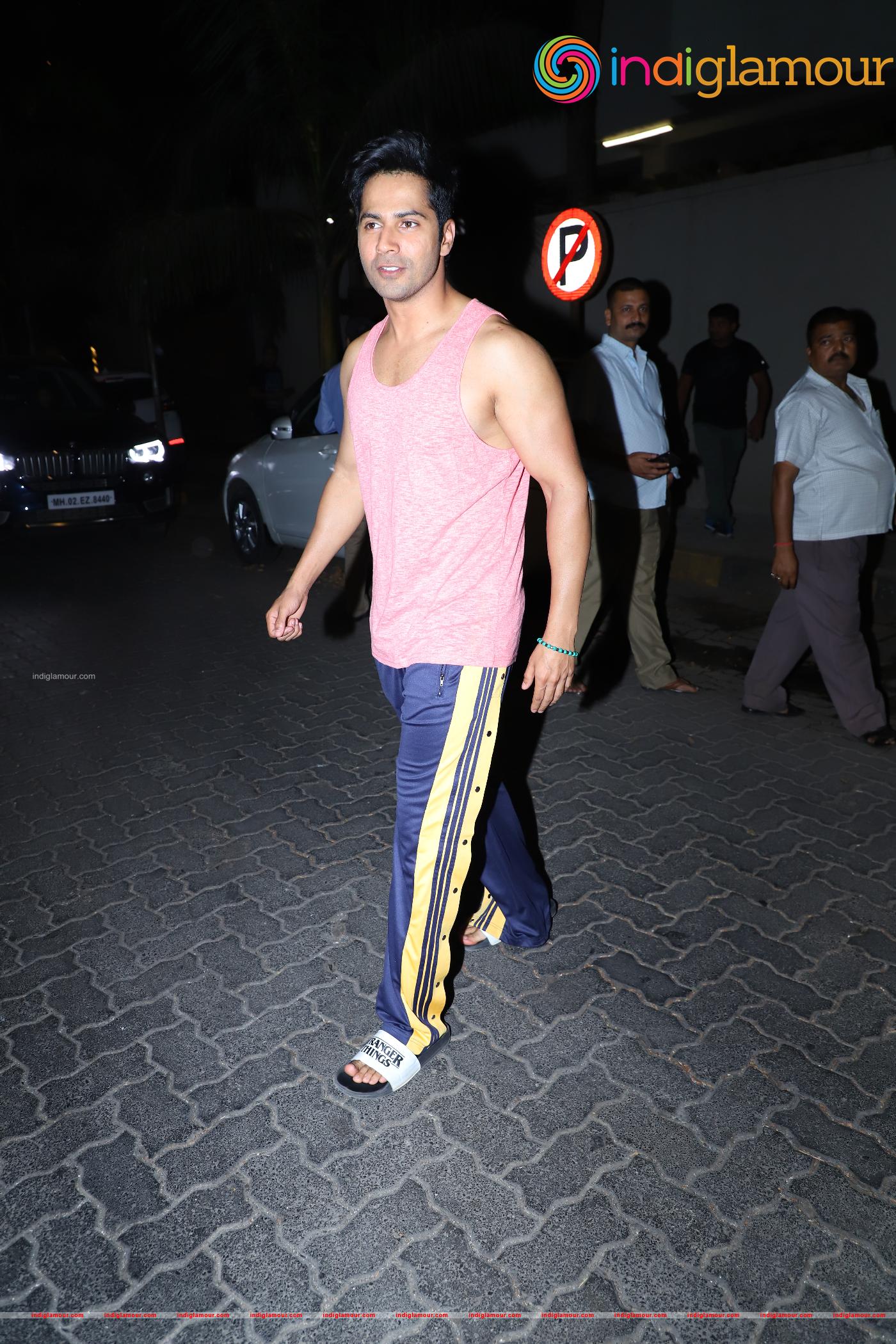 Varun Dhawan Actor hd photo