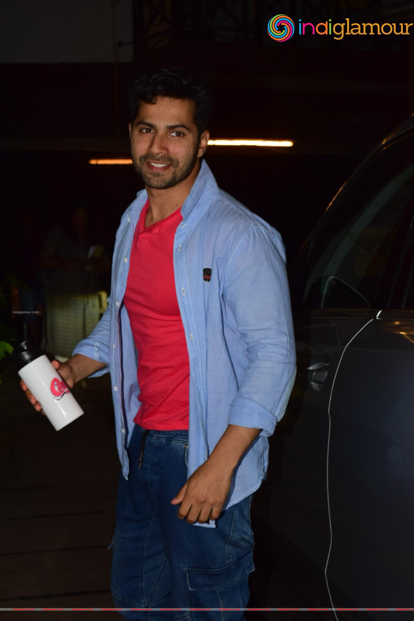 Varun Dhawan Actor hd photo