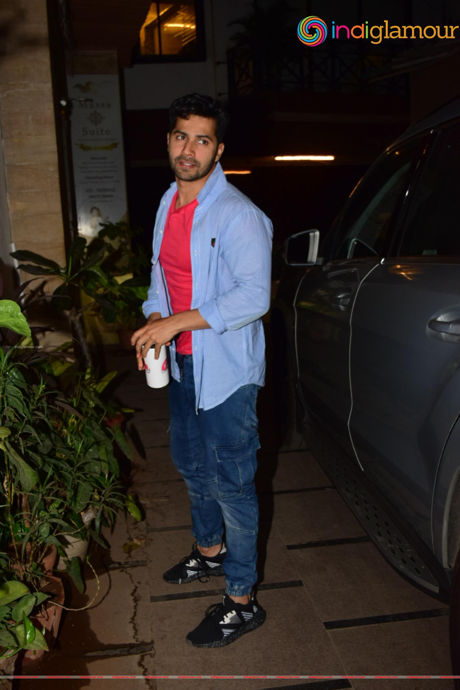 Varun Dhawan Actor hd photo