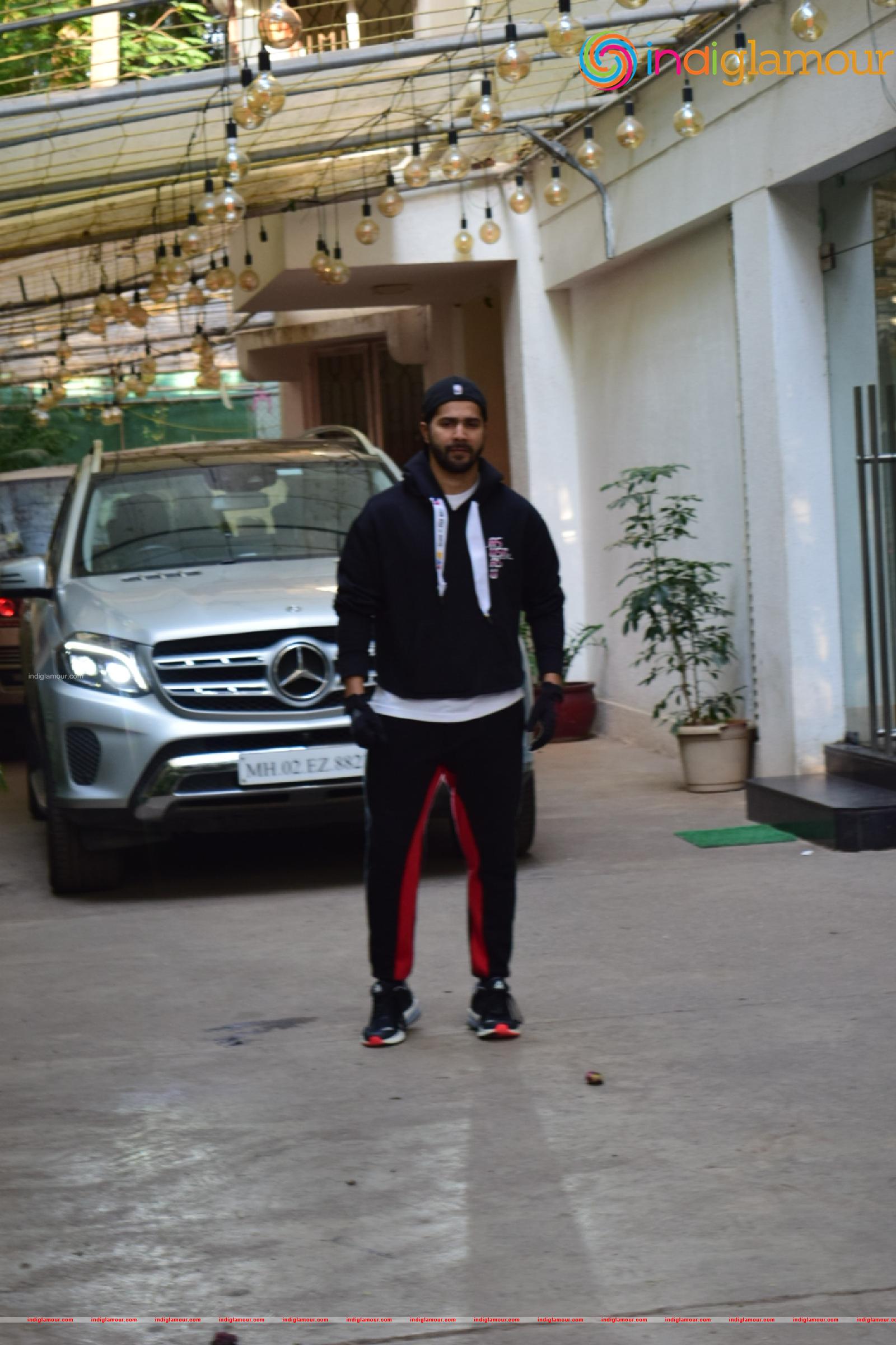 Varun Dhawan Actor hd photo