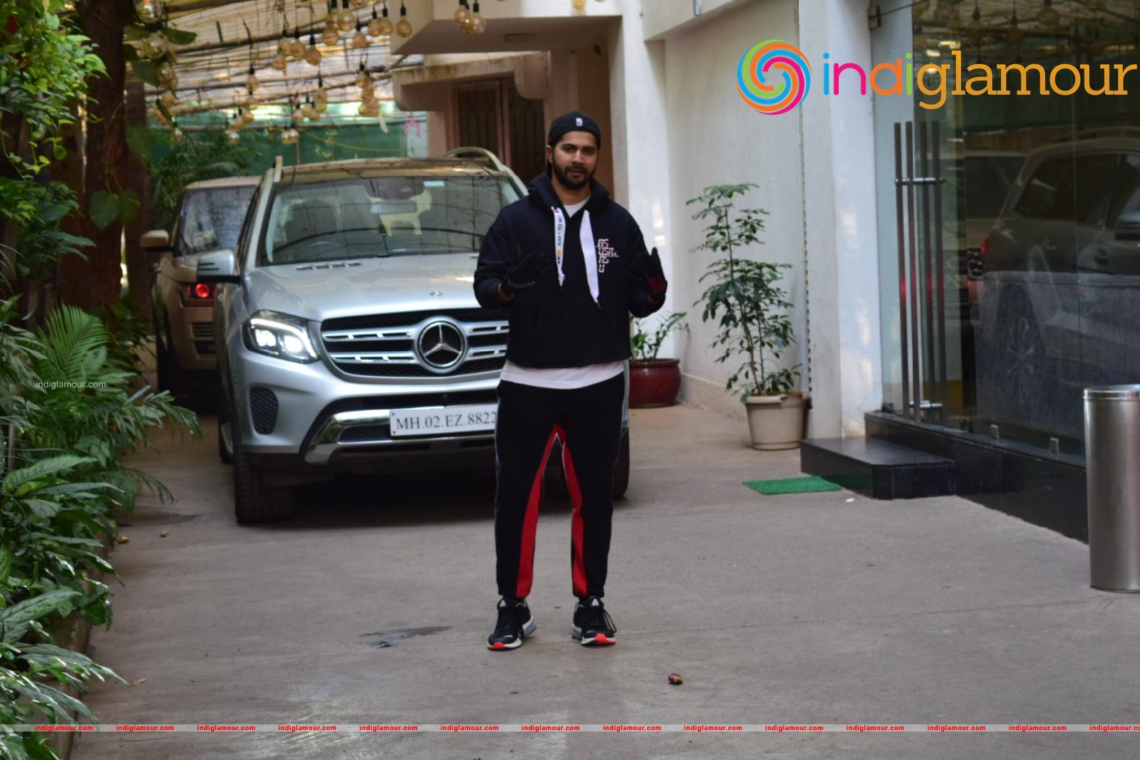 Varun Dhawan Actor hd photo