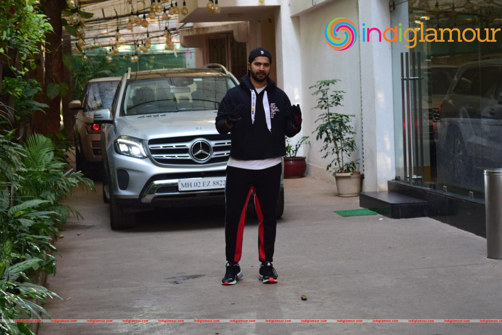 Varun Dhawan Actor hd photo