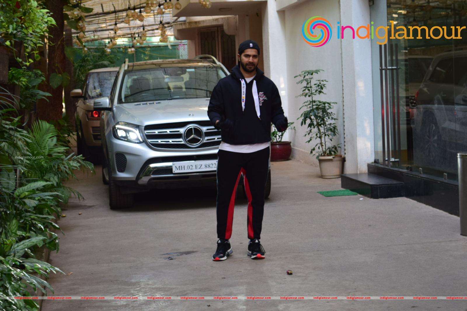 Varun Dhawan Actor hd photo