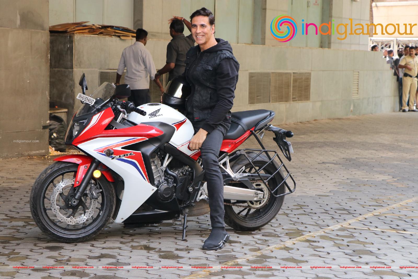 Akshay Kumar Actor hd photo