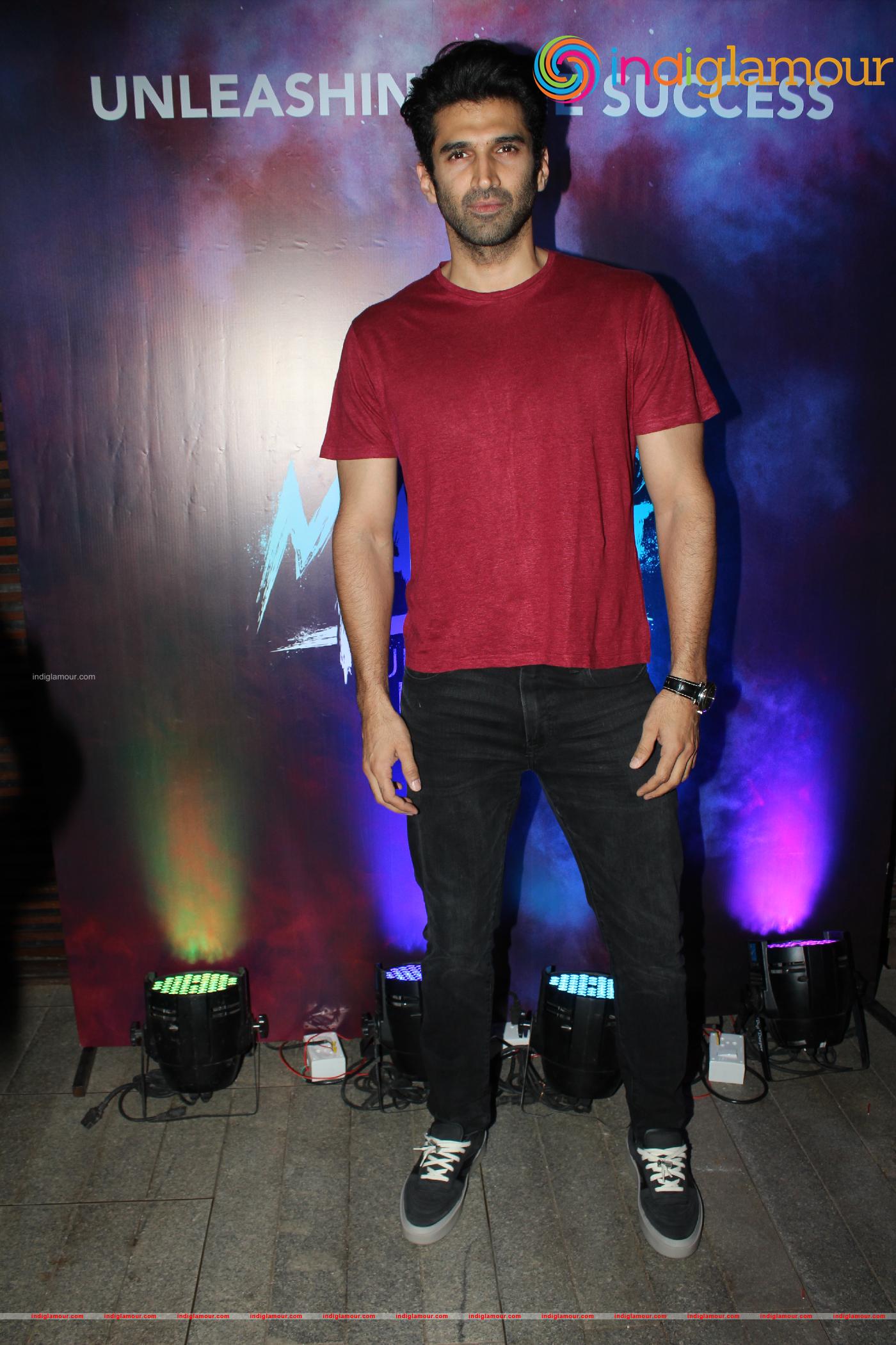 Aditya Roy Kapur Actor hd photo