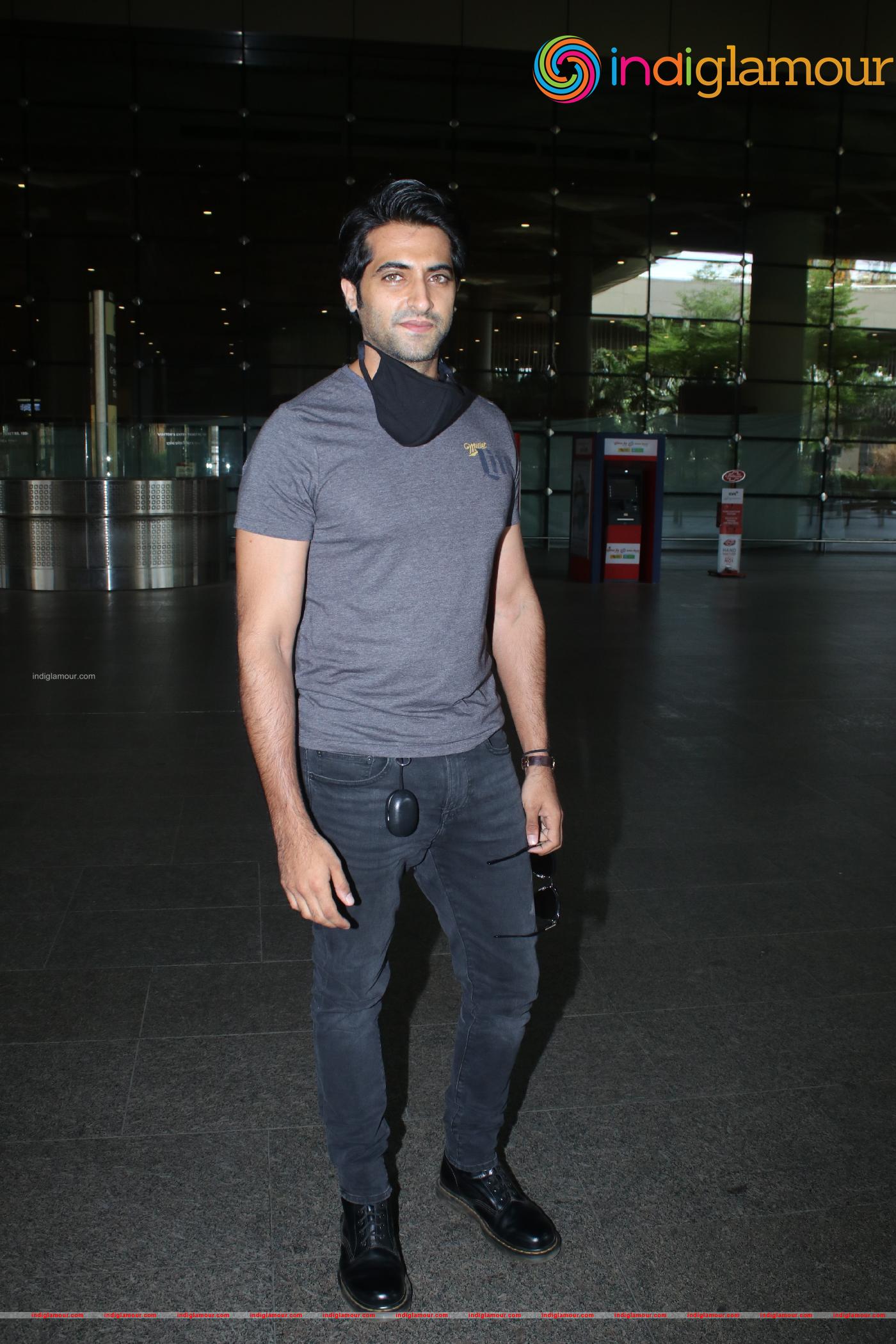 Akshay Oberoi Actor hd photo