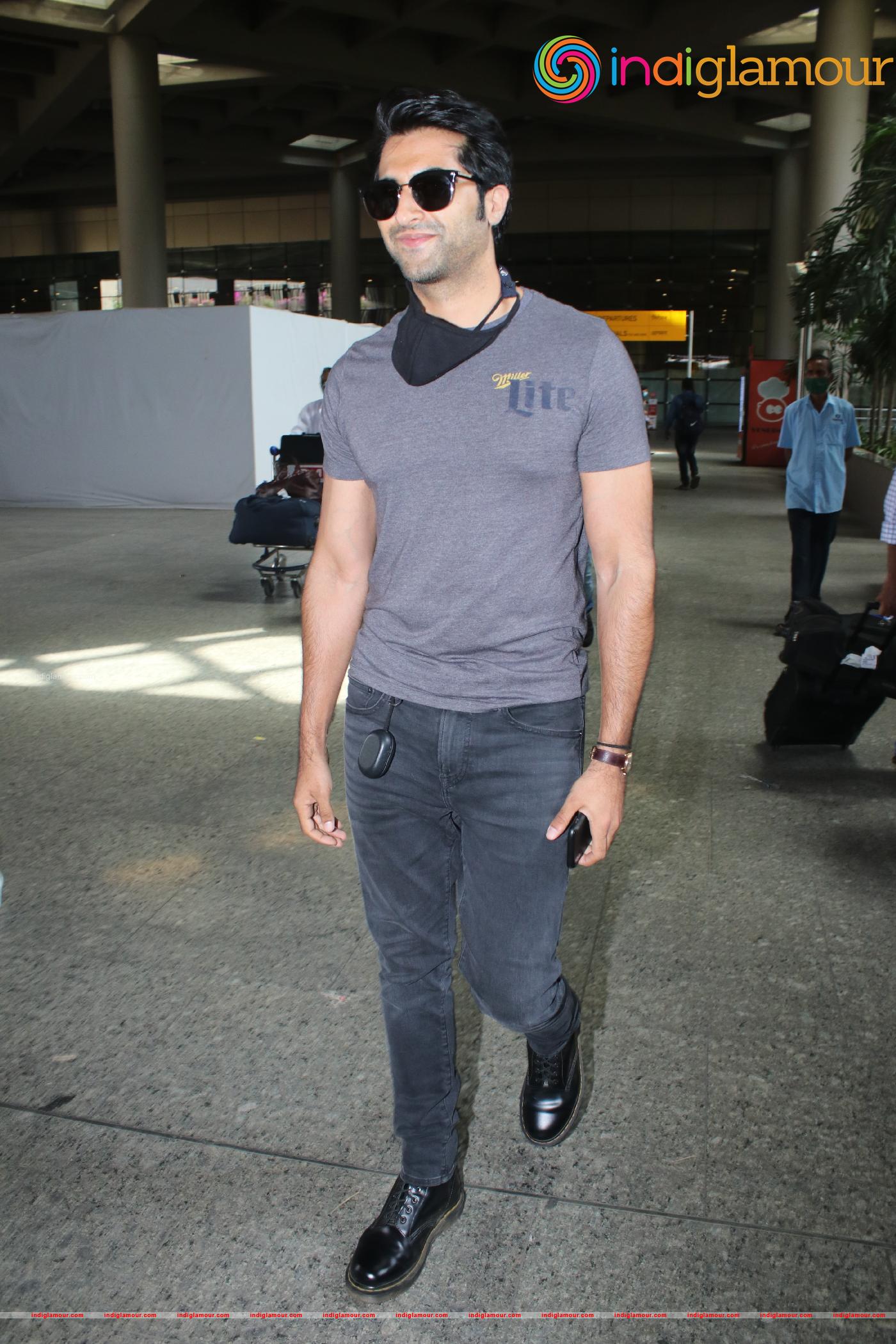Akshay Oberoi Actor hd photo