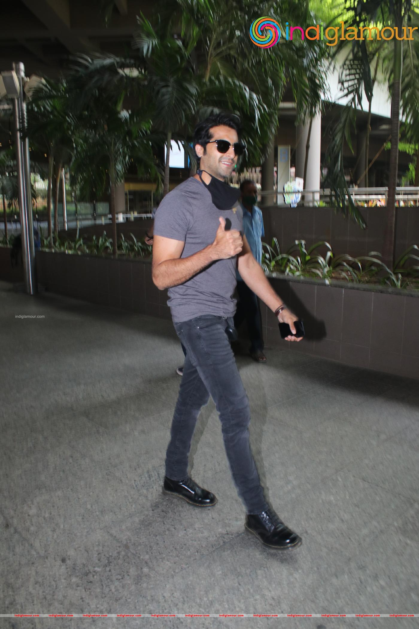 Akshay Oberoi Actor hd photo