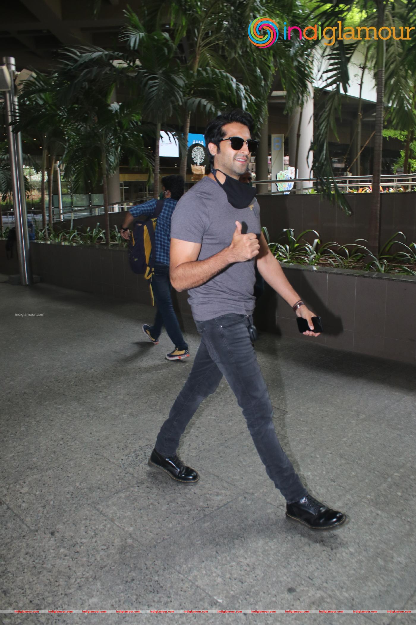 Akshay Oberoi Actor hd photo