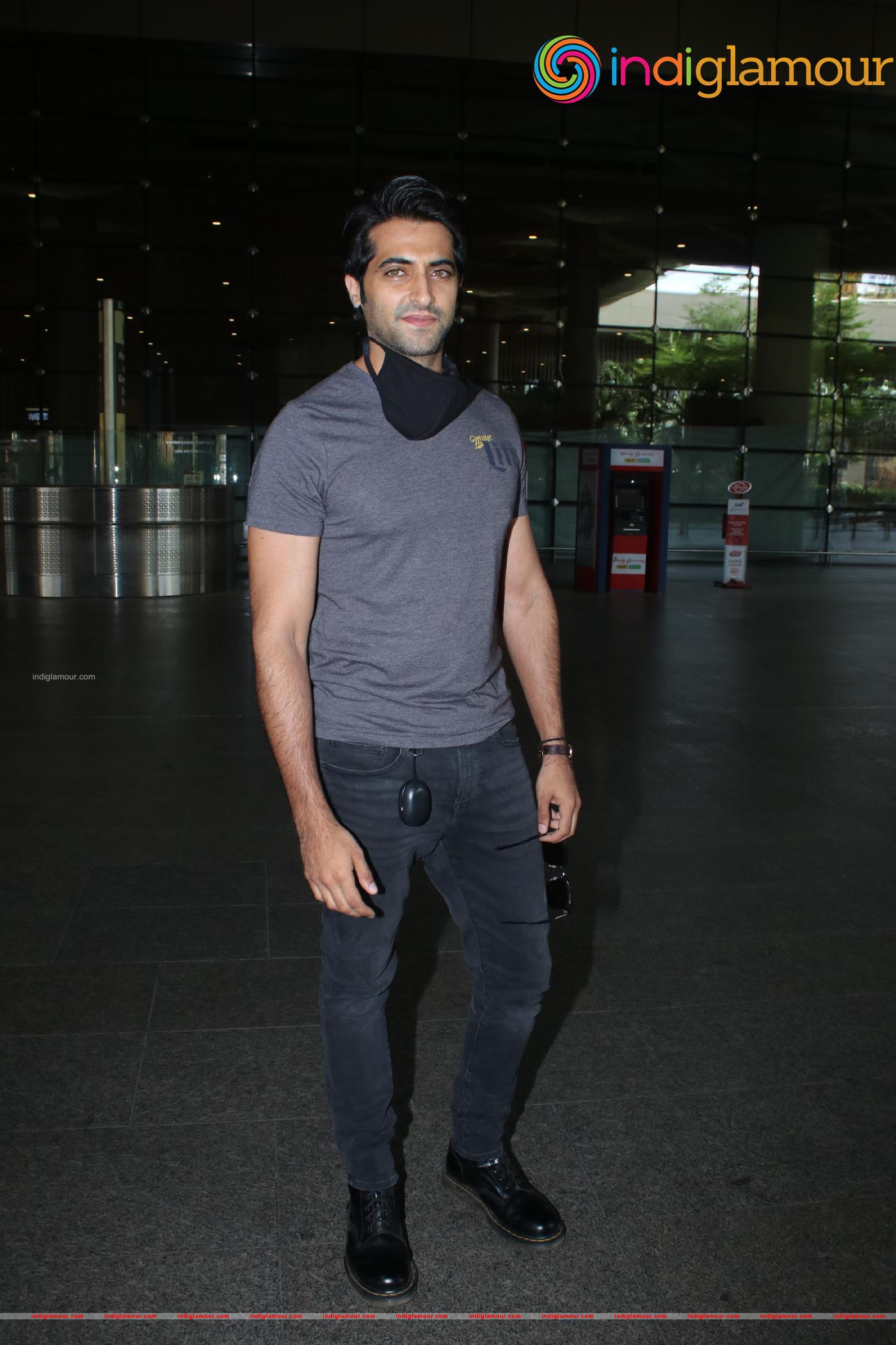 Akshay Oberoi Actor hd photo