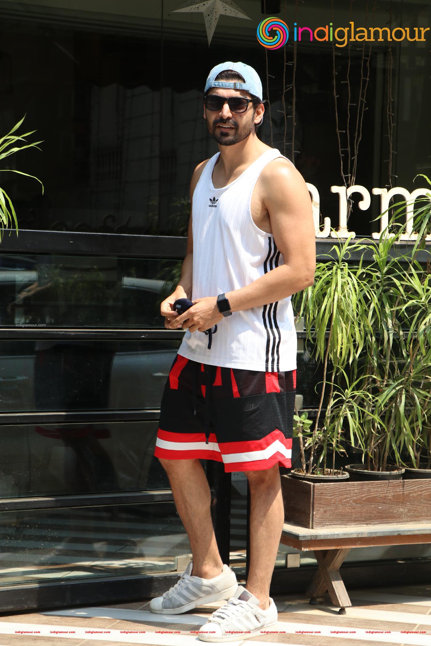 Gurmeet Choudhary Actor hd photo