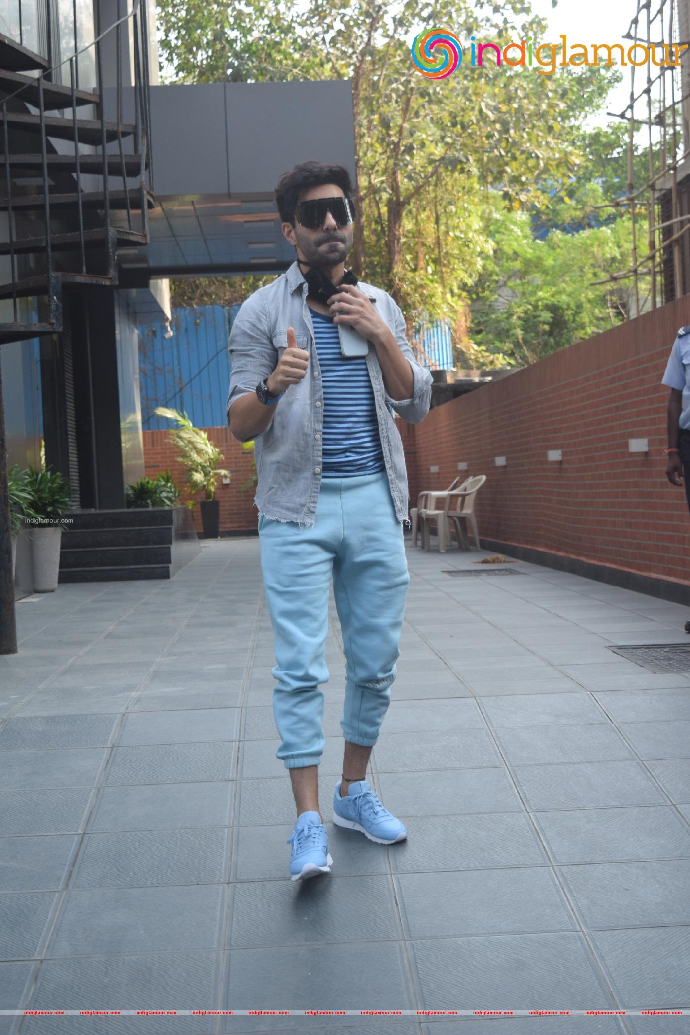 Aparshakti Khurana Actor hd photo