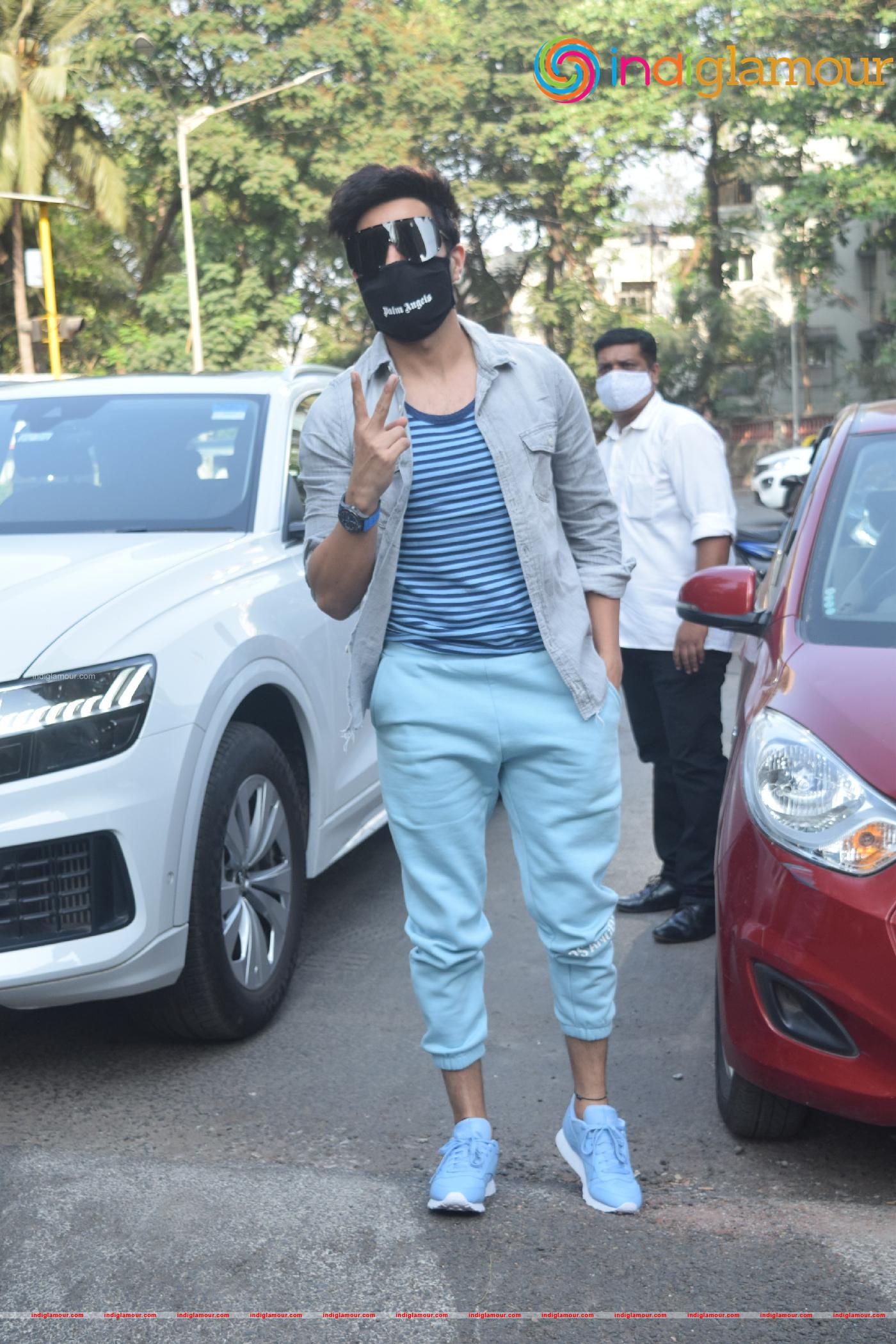 Aparshakti Khurana Actor hd photo